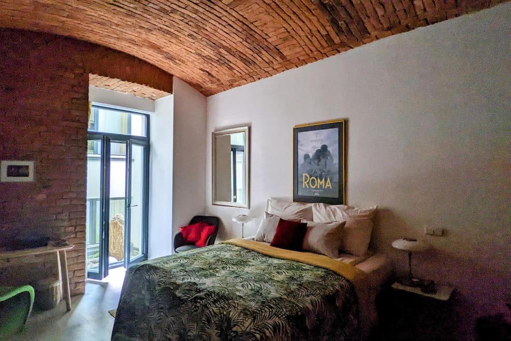 Romantic and atypical apartments in Prague's Montmartre