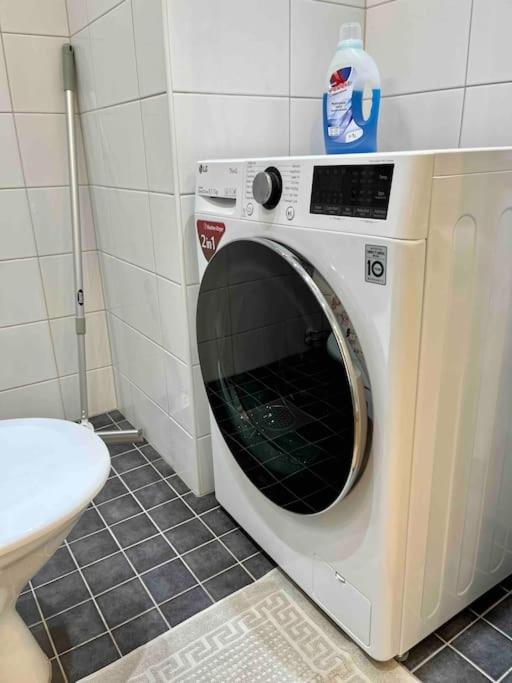 Viihtyisä kaksio lähellä keskustaa ja yliopistoa.