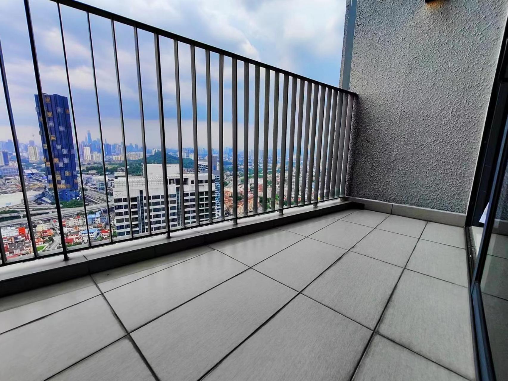 Eko Cheras Mall Duplex 双阳台 Kuala Lumpur MRT & 精品Loft