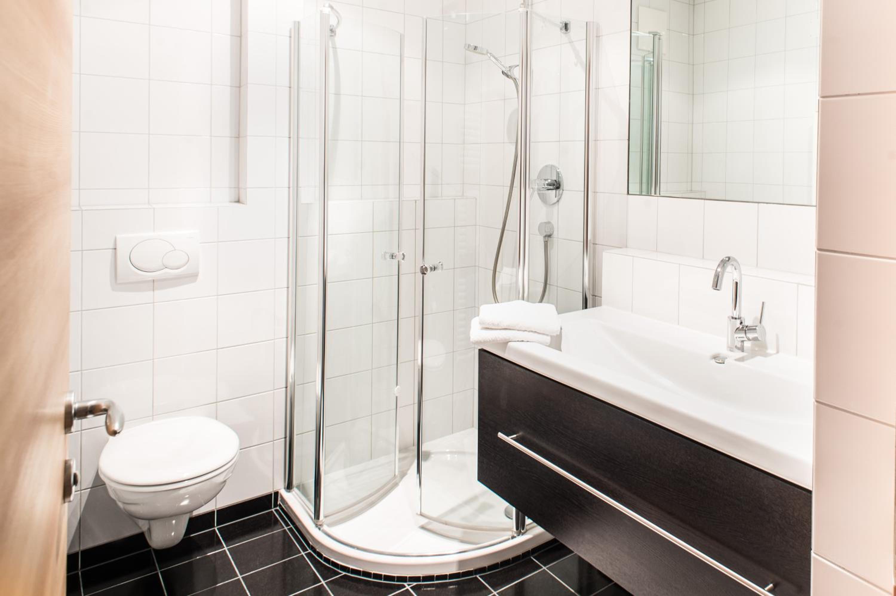 Residence Ferienwohnungen Santner - Moderne zentrale Ferienwohnungen in Naturns Südtirol - mit Parkplatz view 3