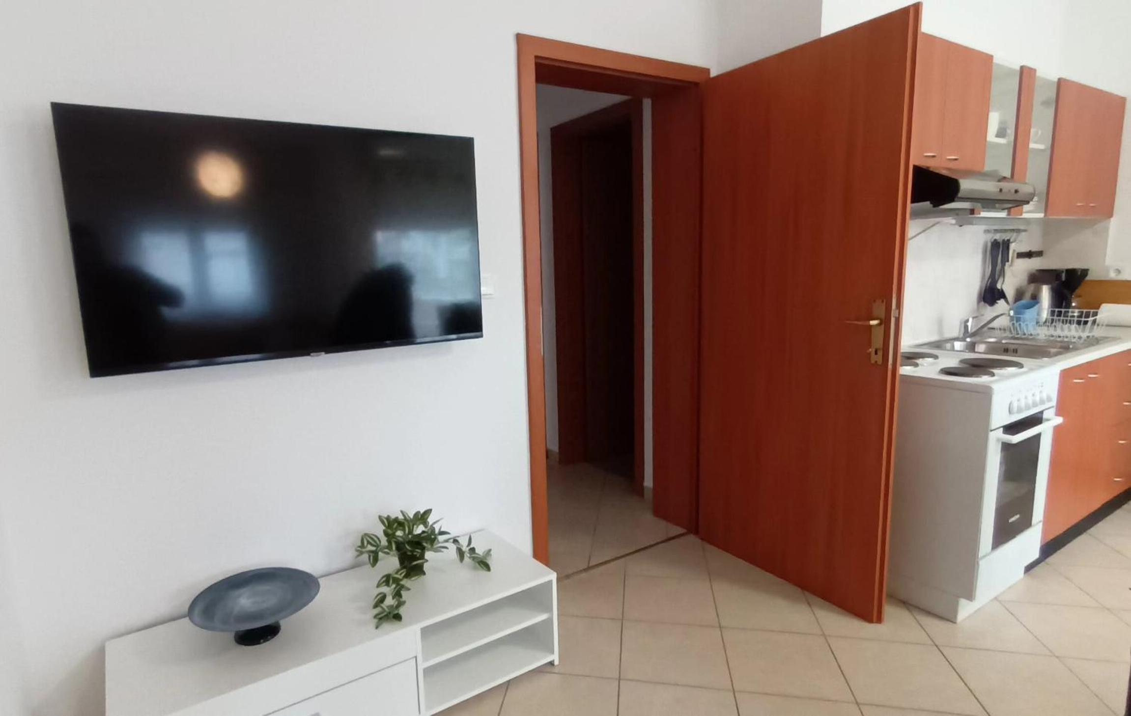 Apartman Sandra - free private parking and garden