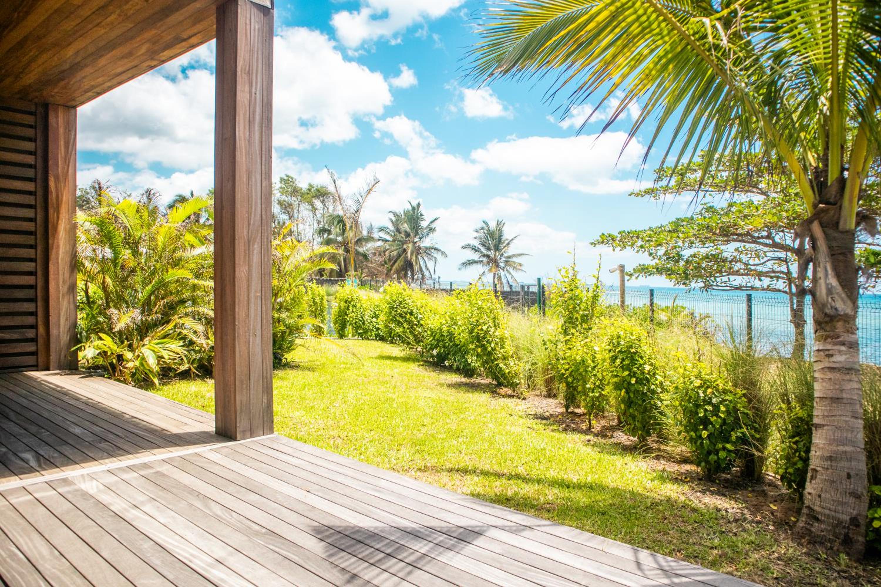 Ocean Point Beachfront Residences - Apartment A1
