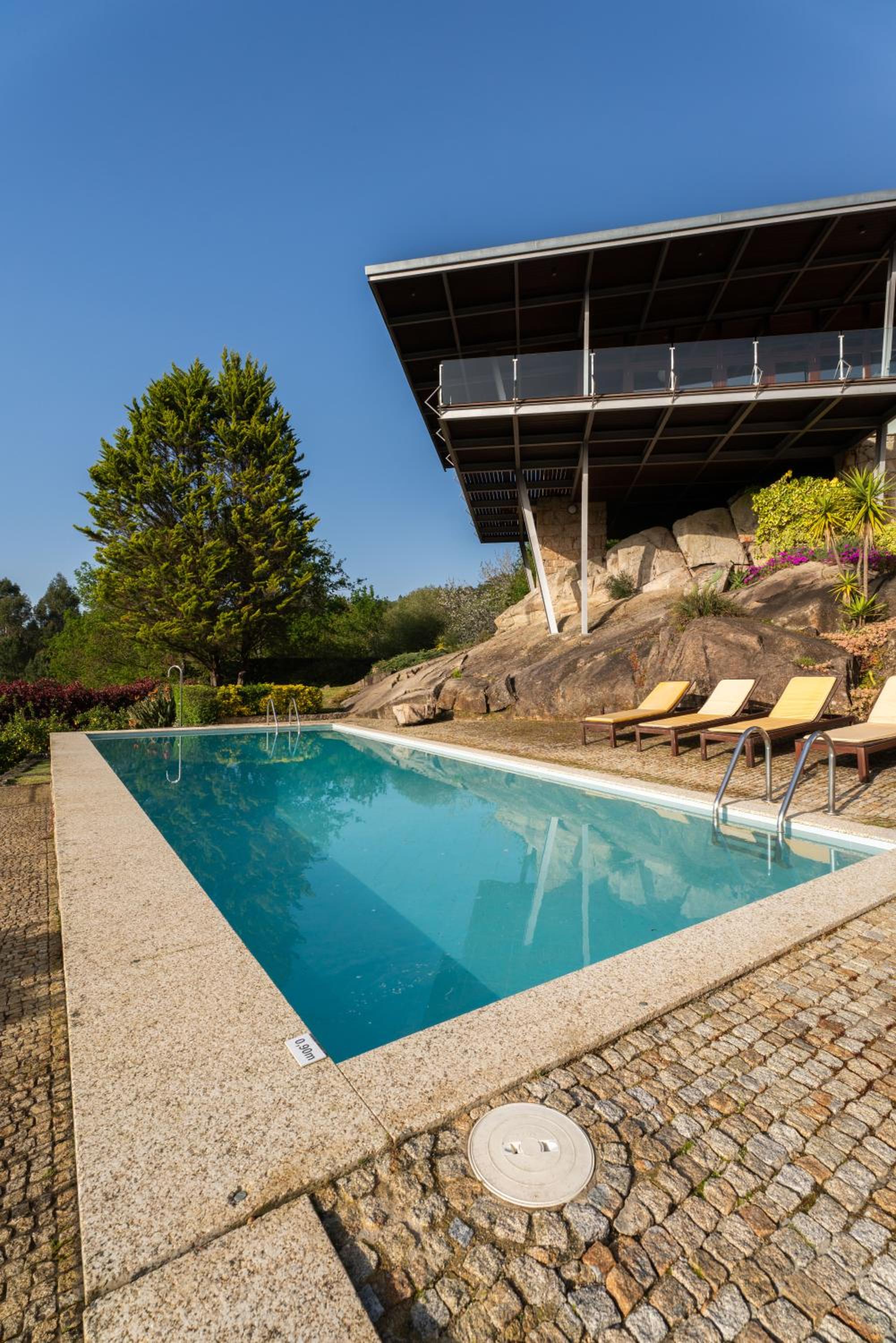 Host Wise - Luxurious House with Private Pool Amazing views view 3