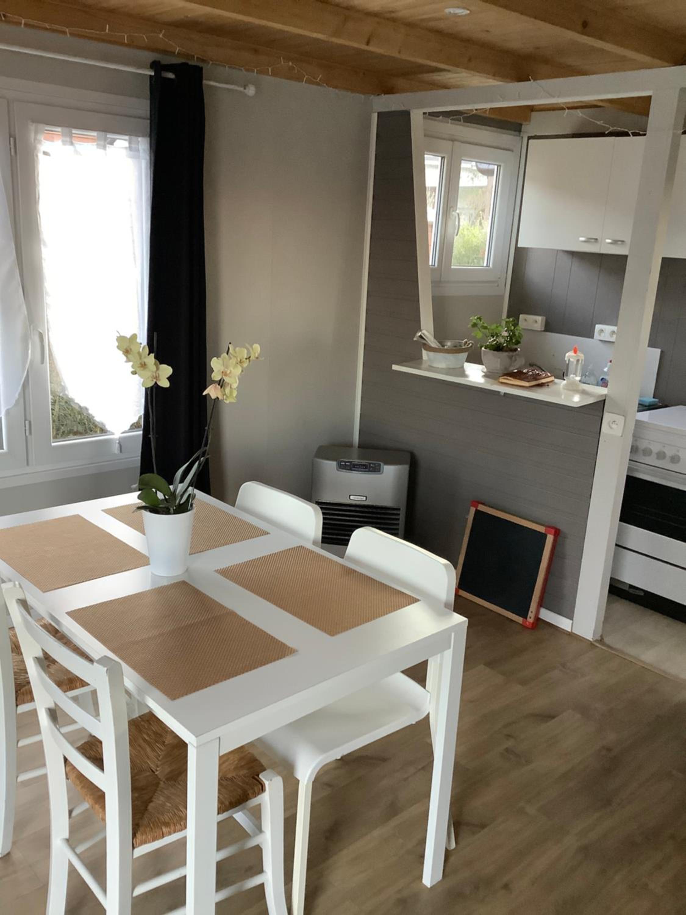 Chalet Charmant Monika avec Piscine