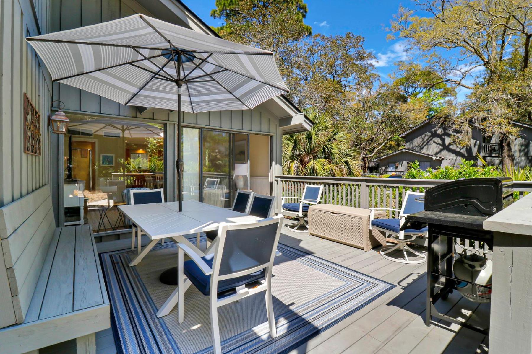 40 Hickory Cove