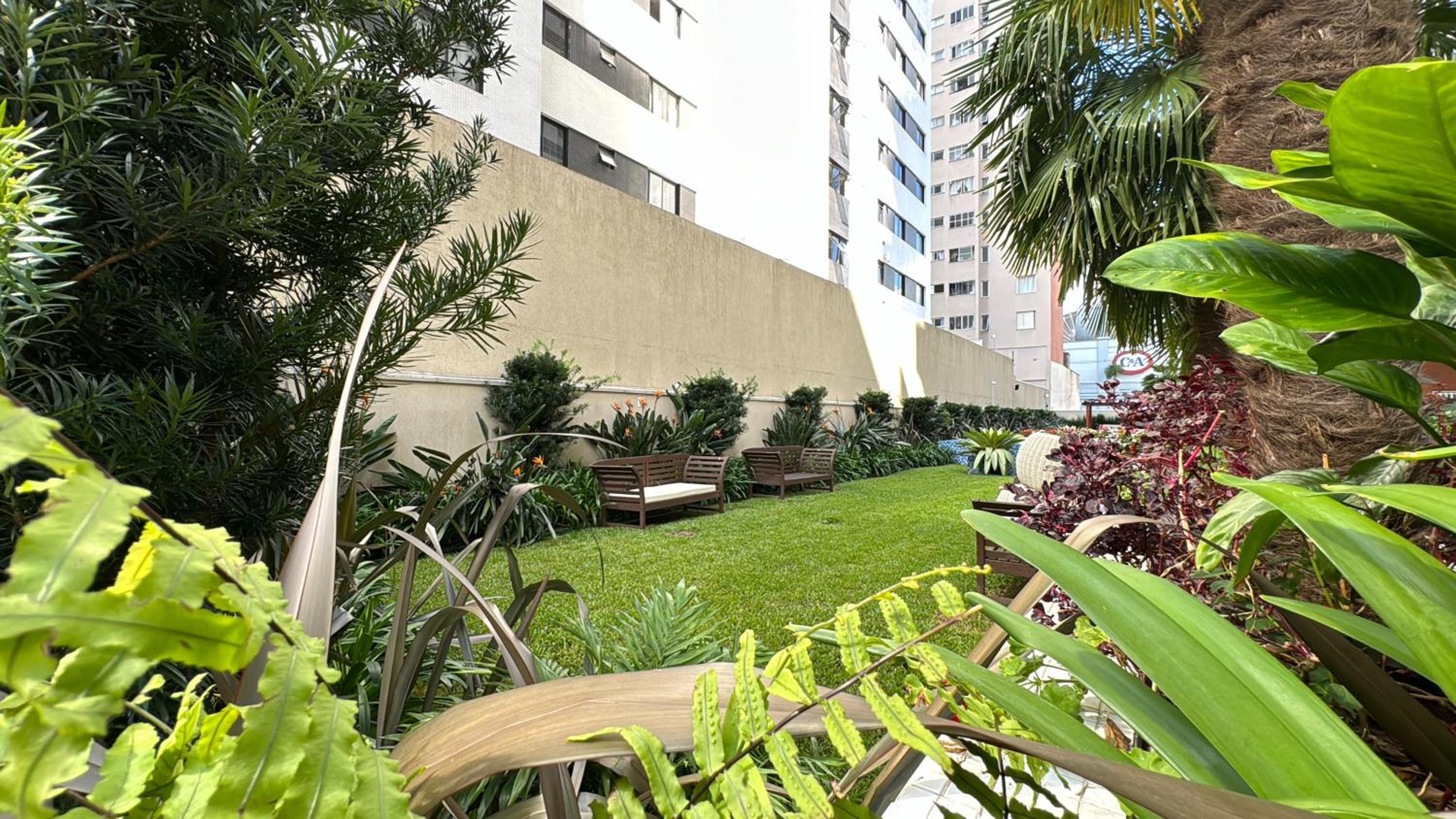 Studio Batel com ótima localização