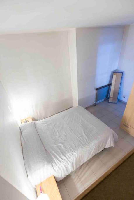 Apartamento de montaña junto al rio ,pistas de ski y parque natural