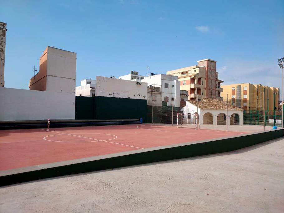 Modern Apartment Frontline Beach