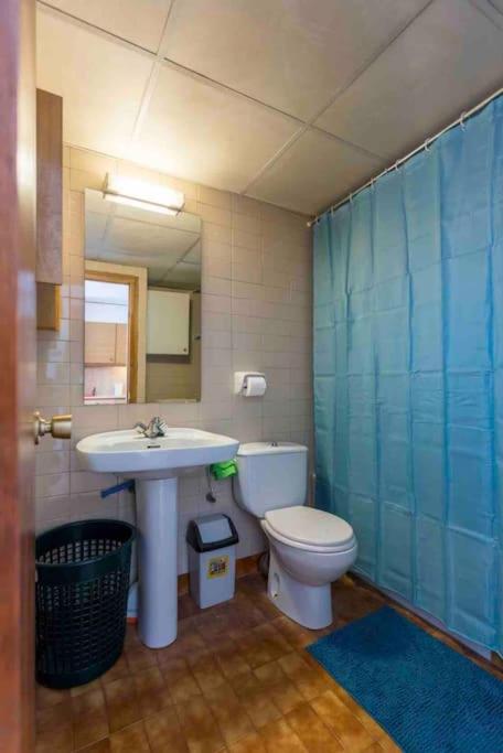 Apartamento de montaña junto al rio ,pistas de ski y parque natural