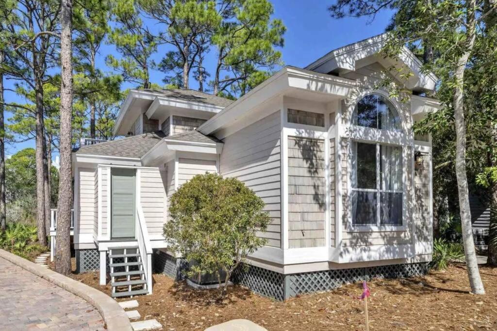 3 bed 3 bath beach and bay escape - Free golf cart