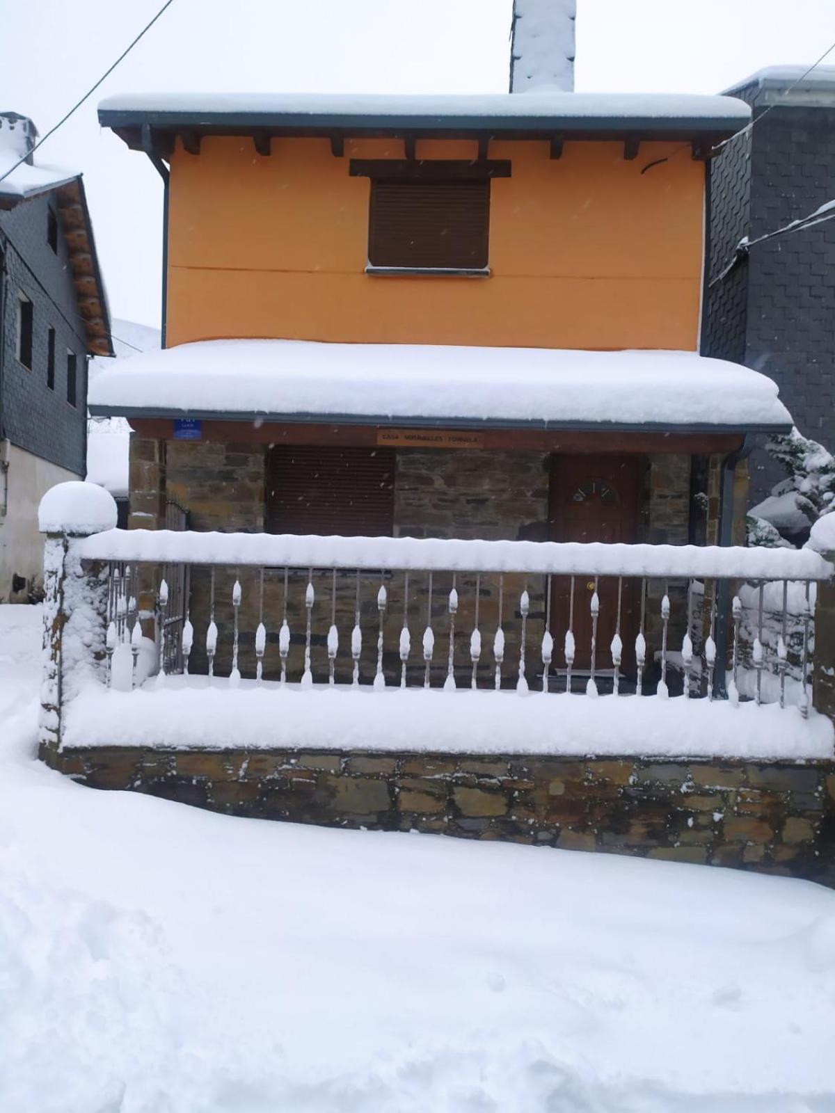 Casa Miravalles Fornela