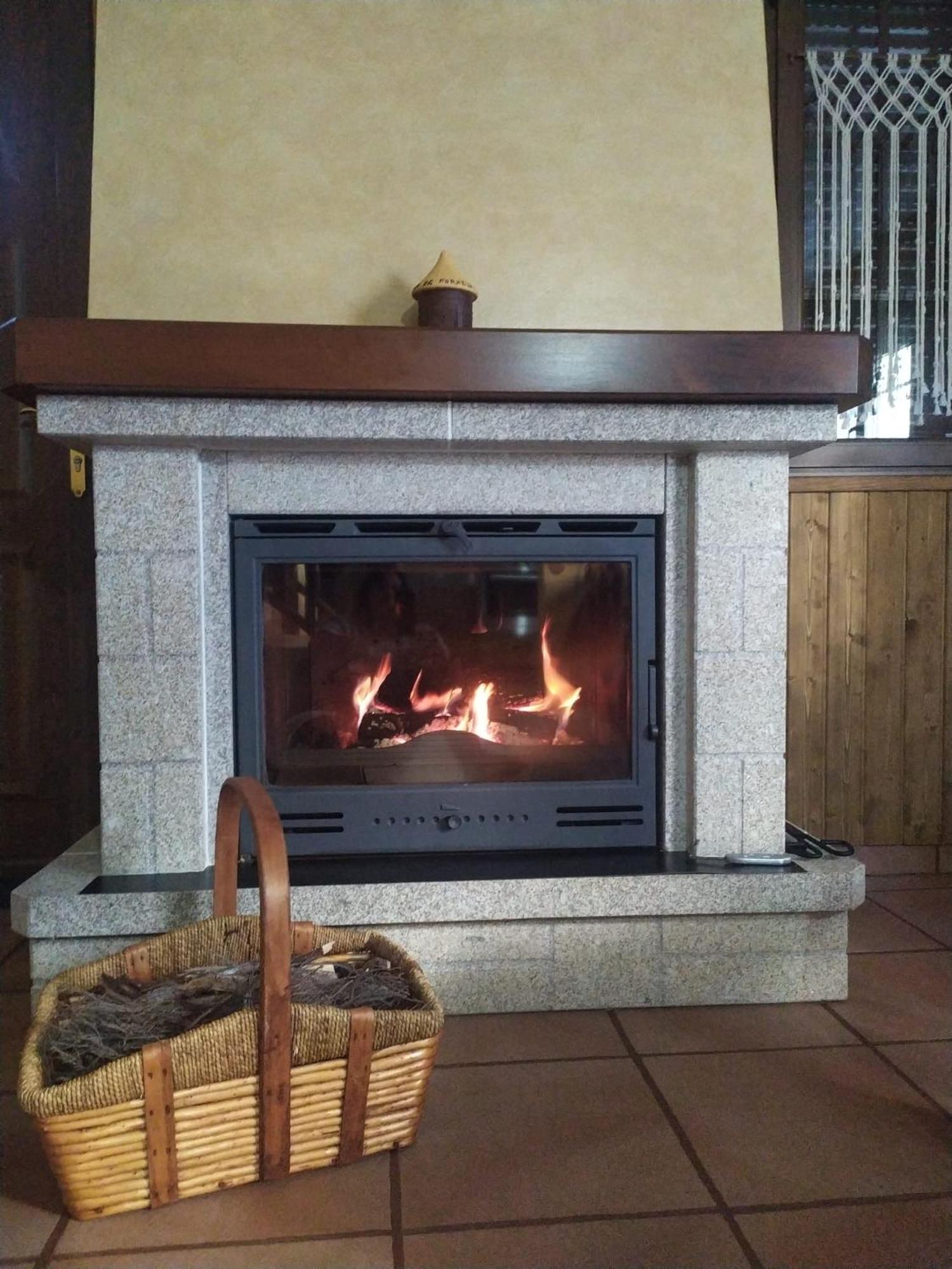 Casa Miravalles Fornela