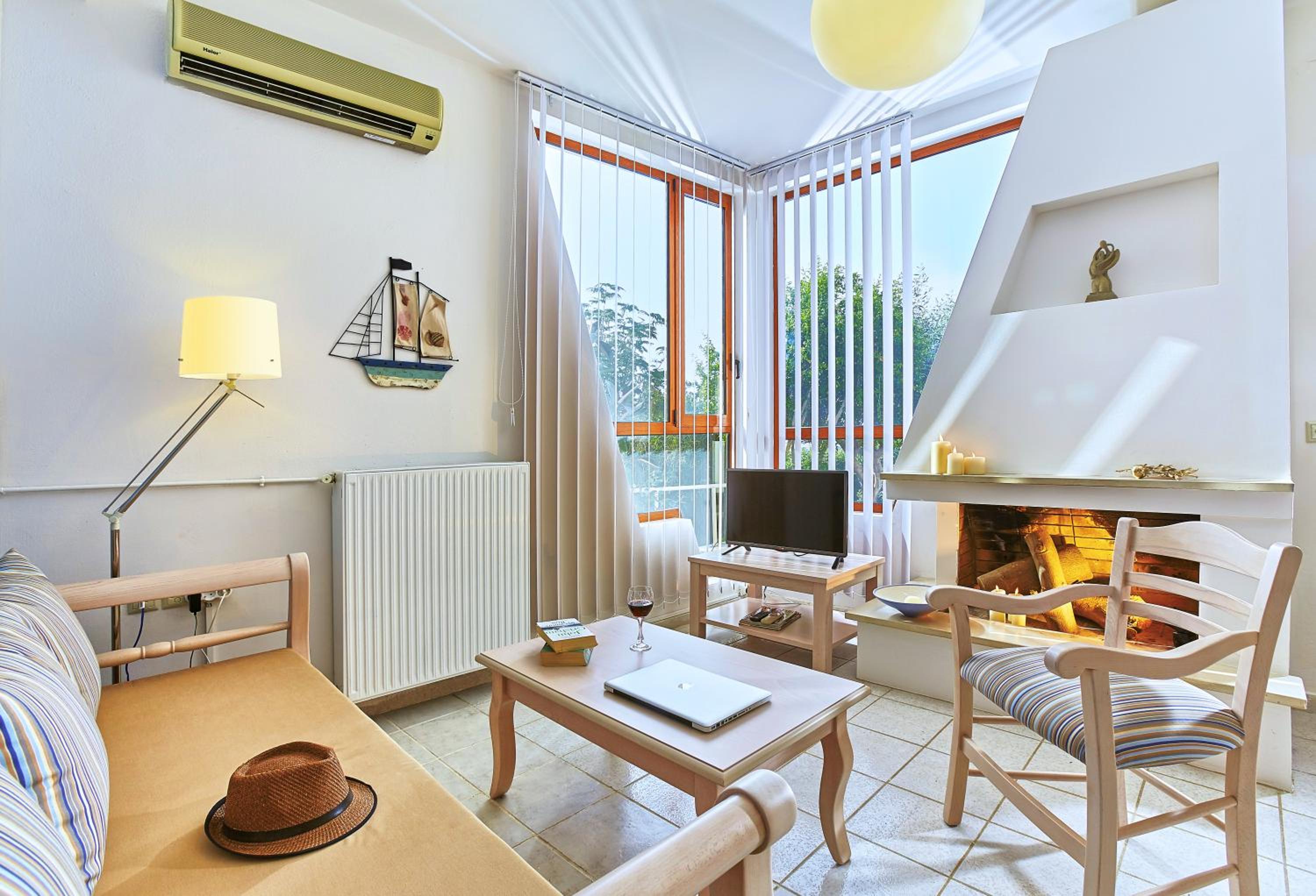 OZEA Elevated Living -formerly Keramos villa and apartments-