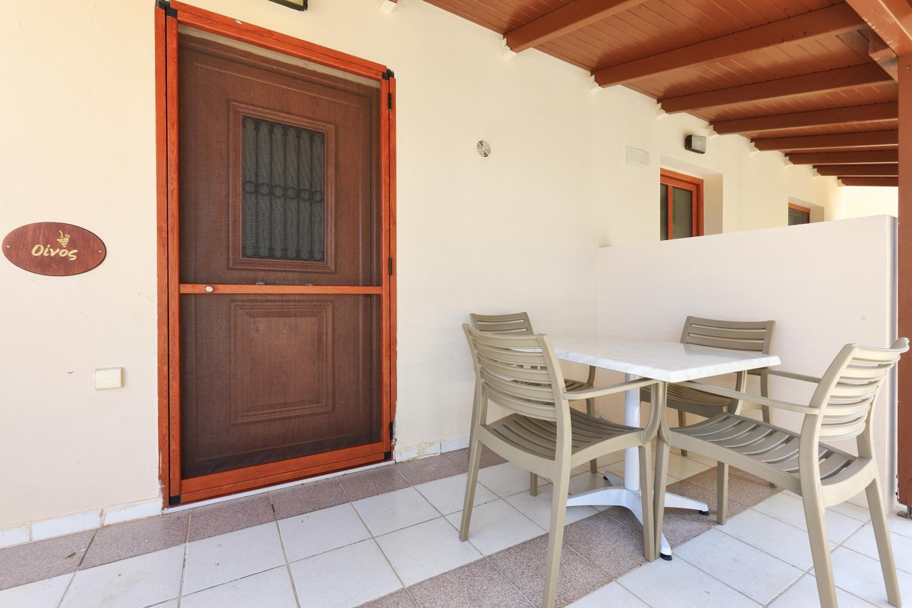 OZEA Elevated Living -formerly Keramos villa and apartments-