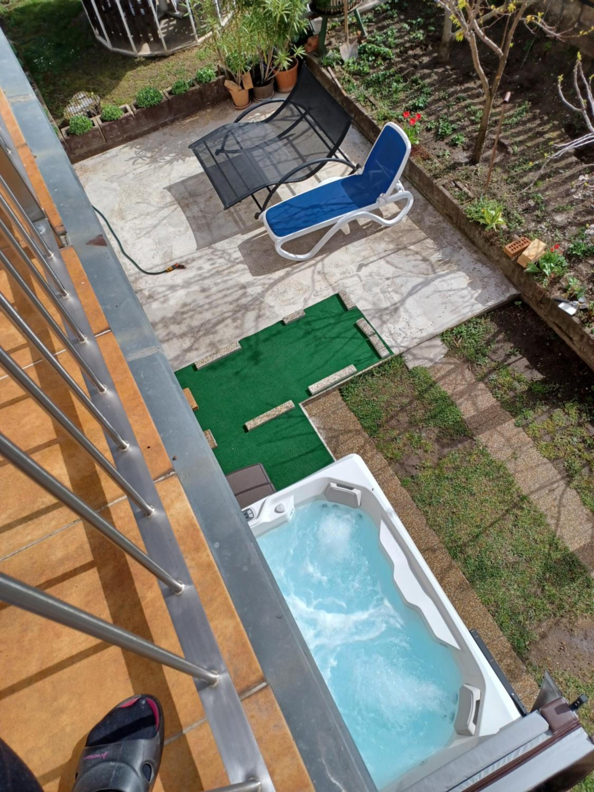 Vár-Lak Apartman view 2