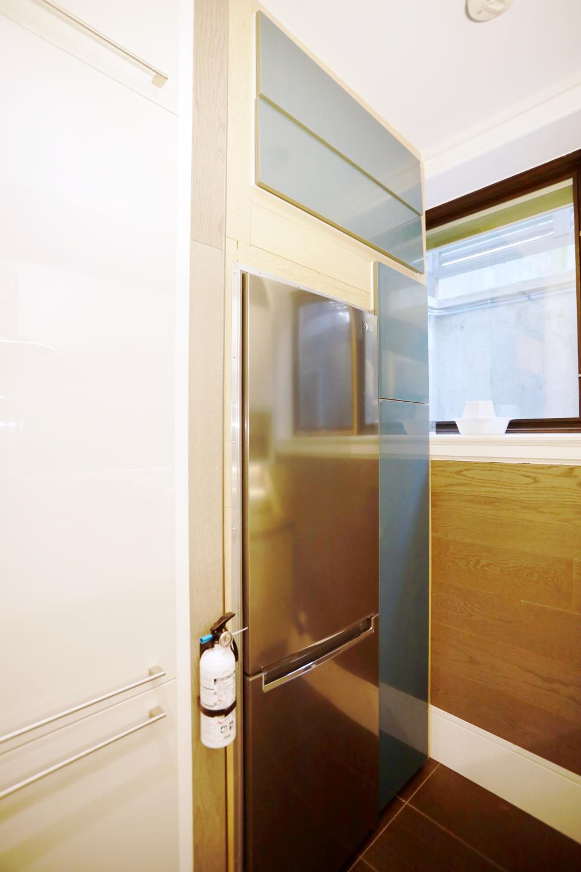 Modern 1 BedSuite in Kerrisdale, access UBC Downtown YVR