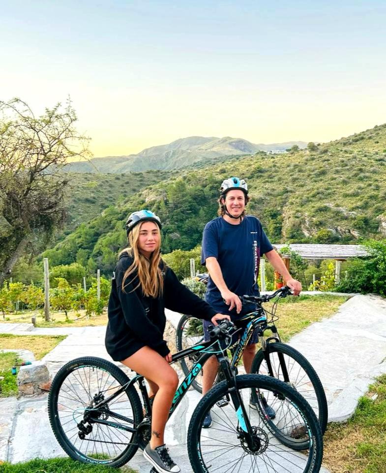 Establecimiento La Soleada suites de campo