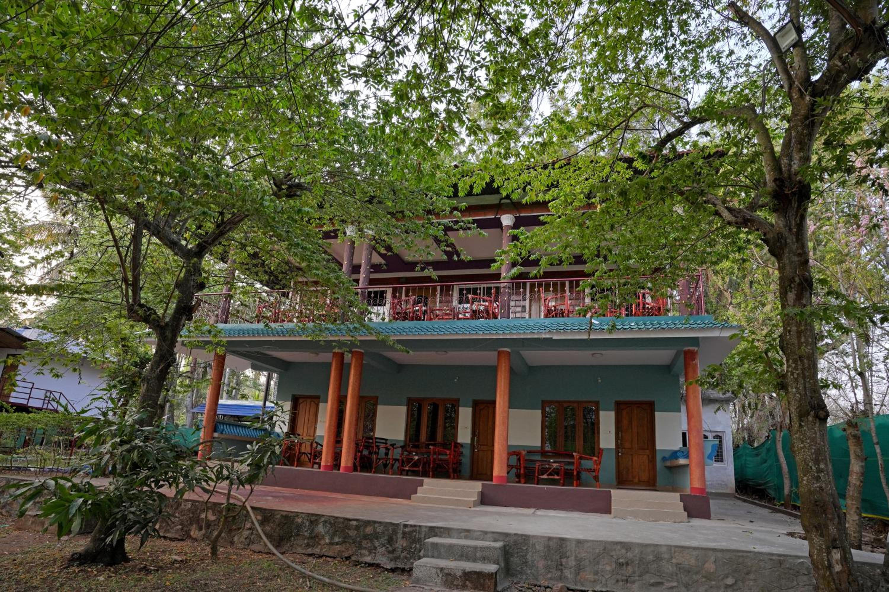 Hillside Spring Valley Resort Masinagudi