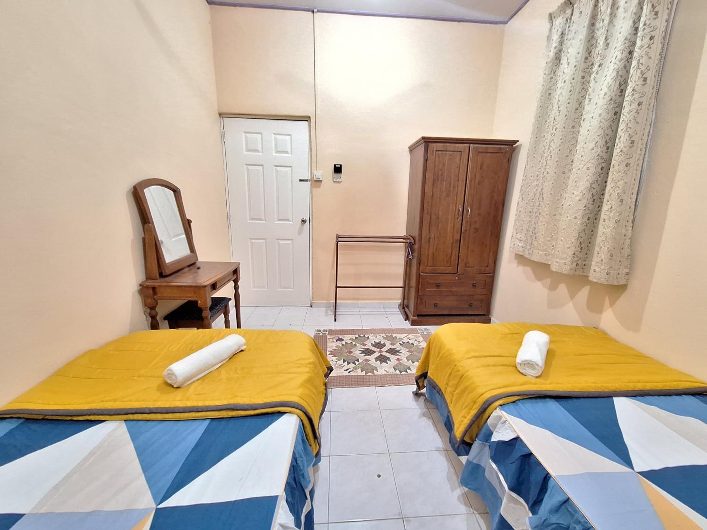Homestay Bourgenvilla Sura tengah Dungun Terengganu