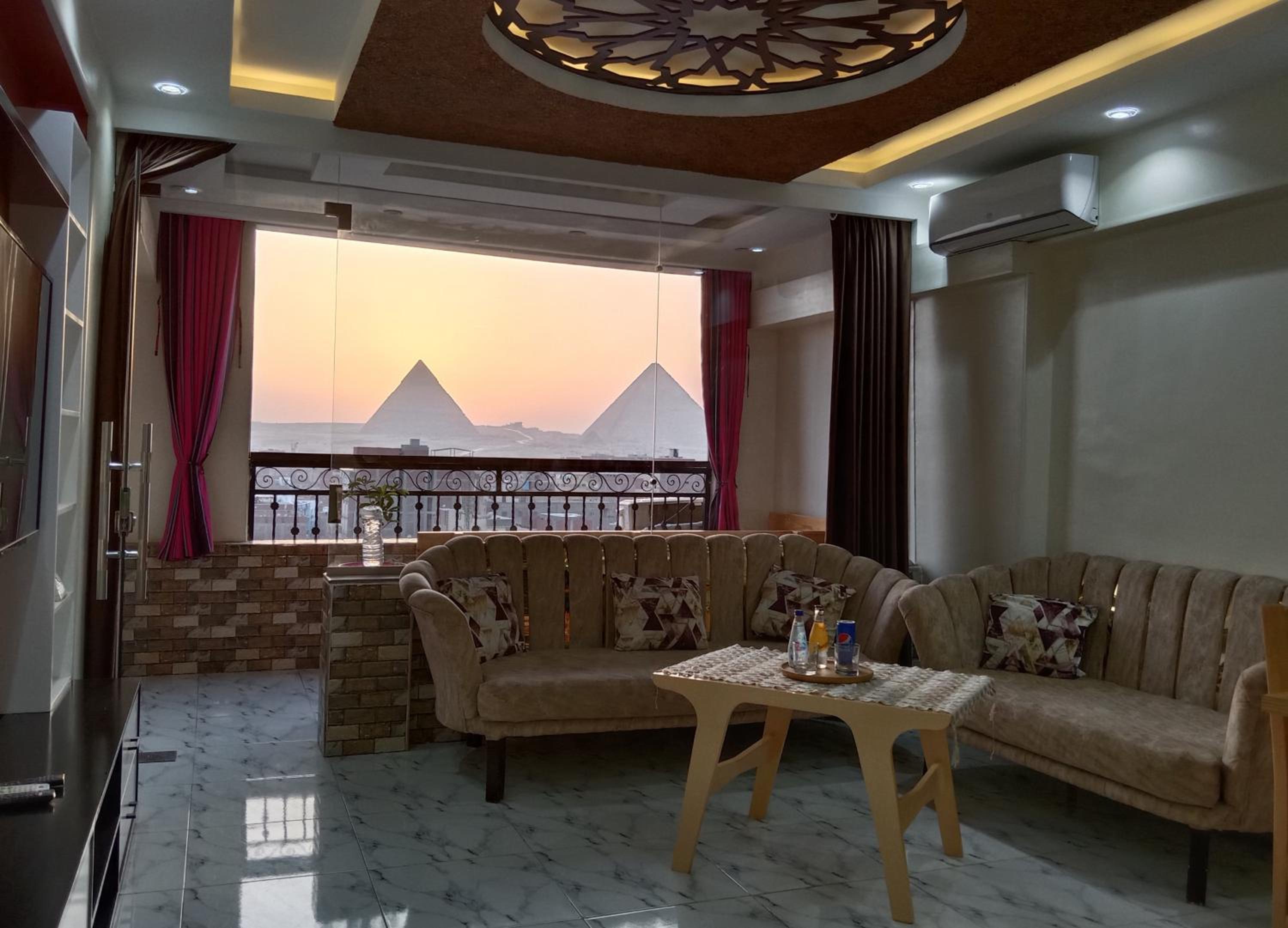 Pyramids Terrace INN
