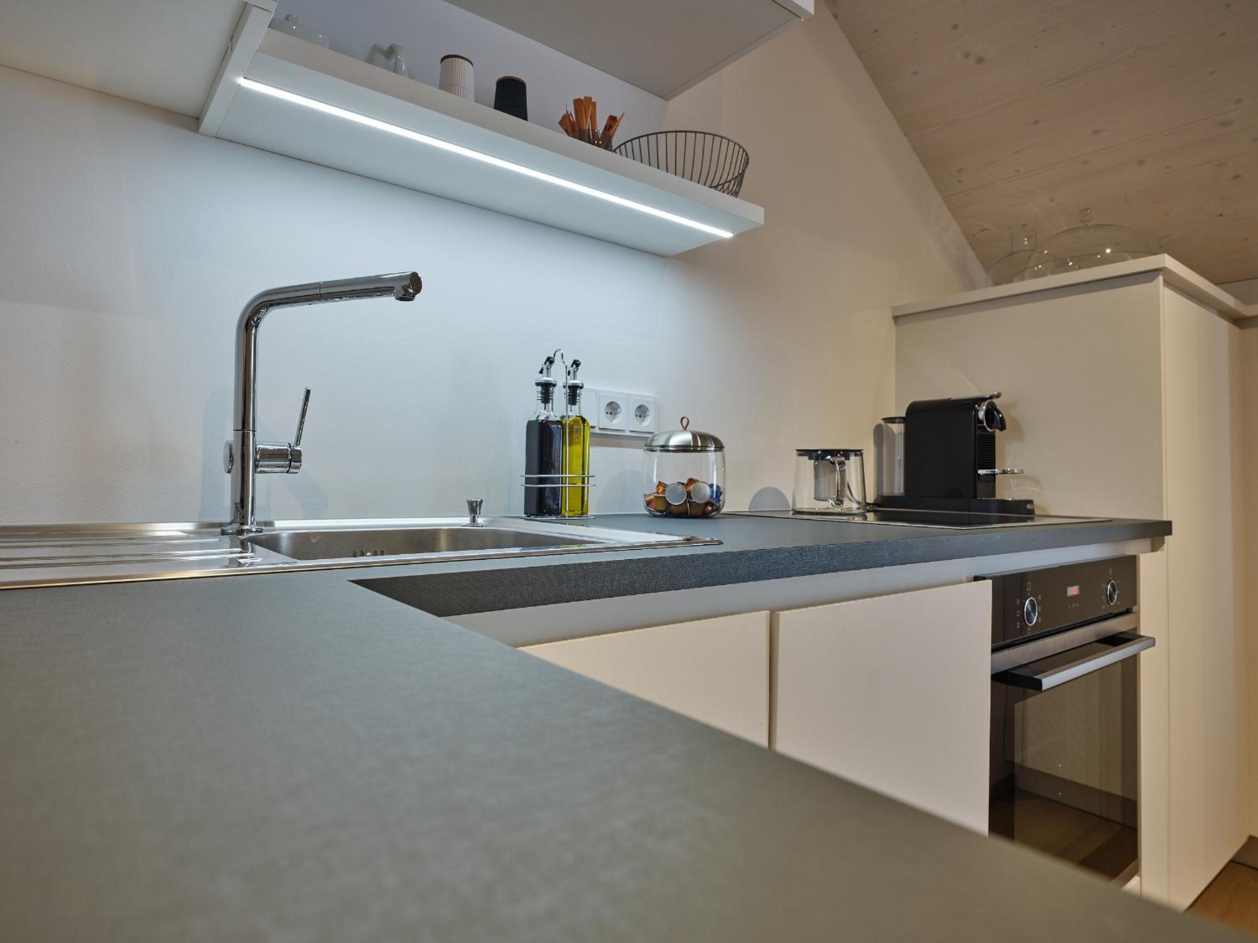 Haus Fünf mit 2 Apartments und Studio-Loft mit Terrasse