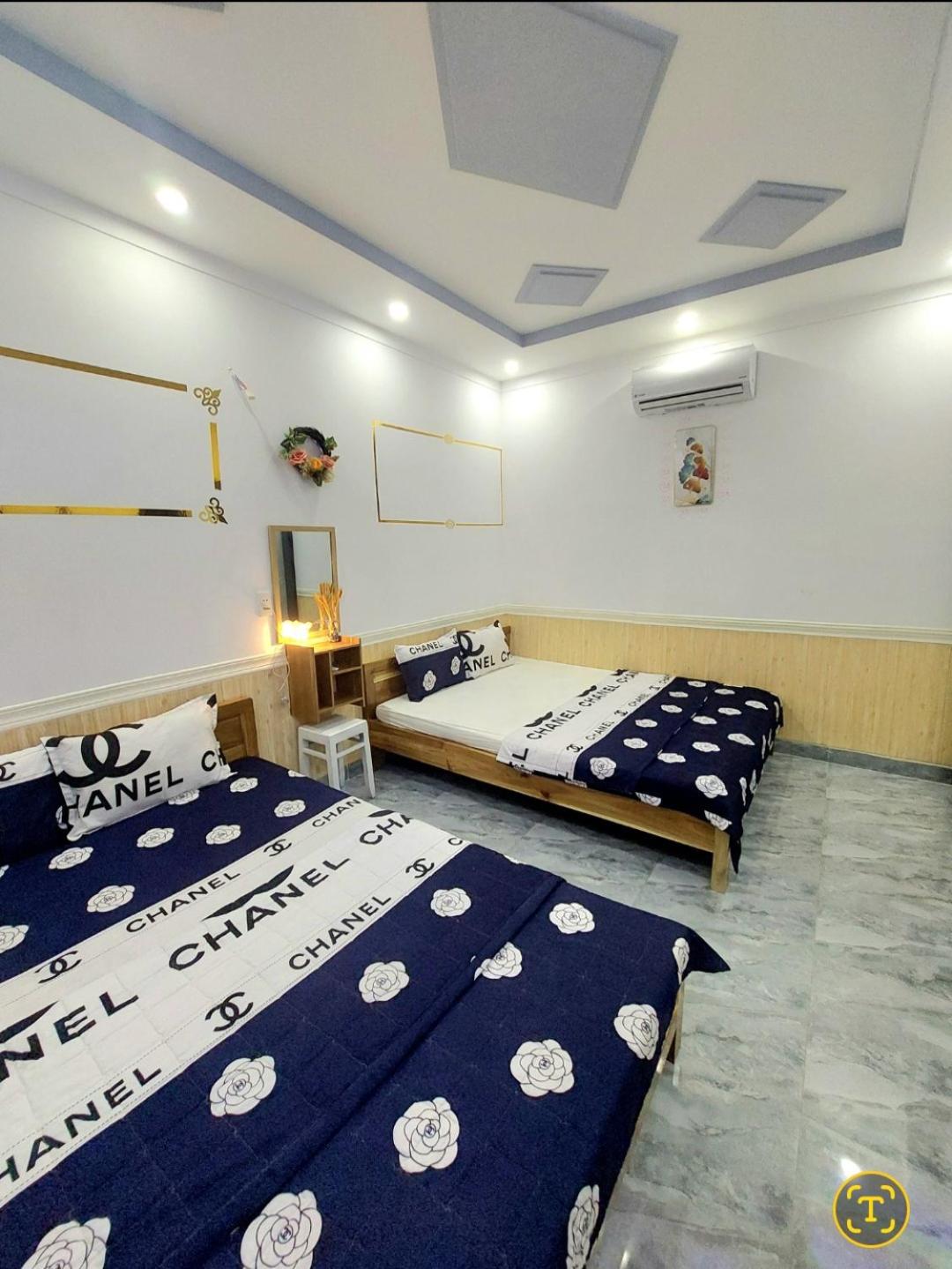 Sweet Home