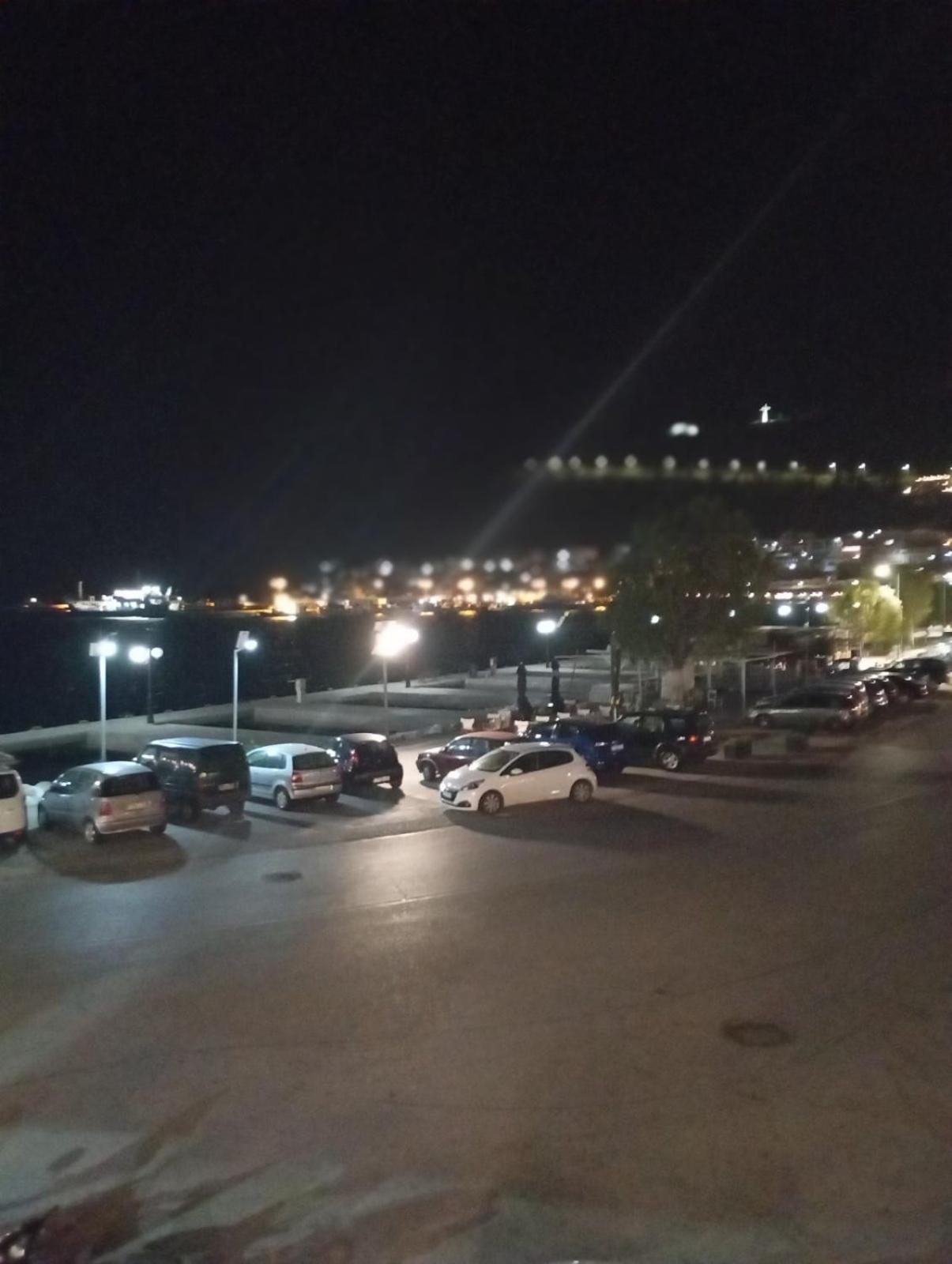 Petrakis home photo 5