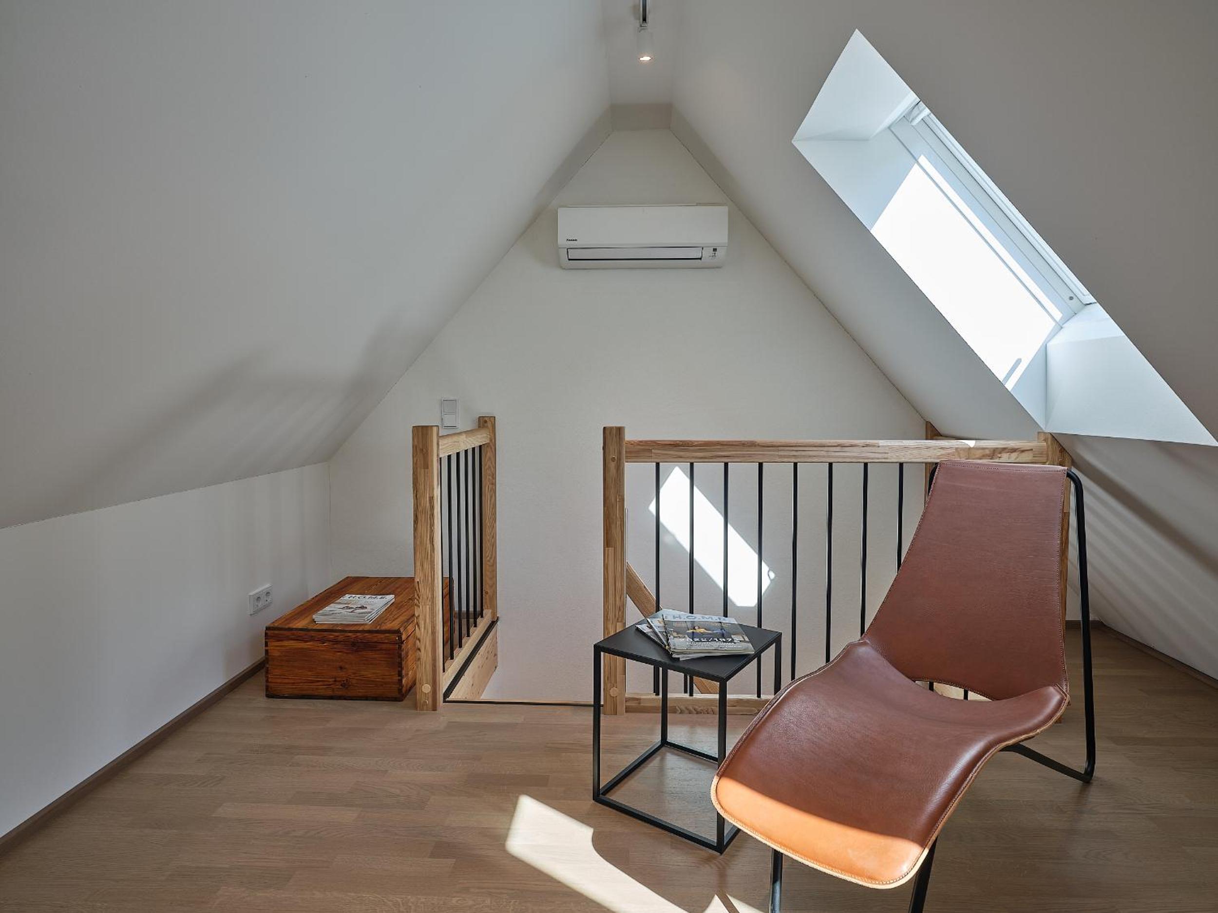 Haus Fünf mit 2 Apartments und Studio-Loft mit Terrasse