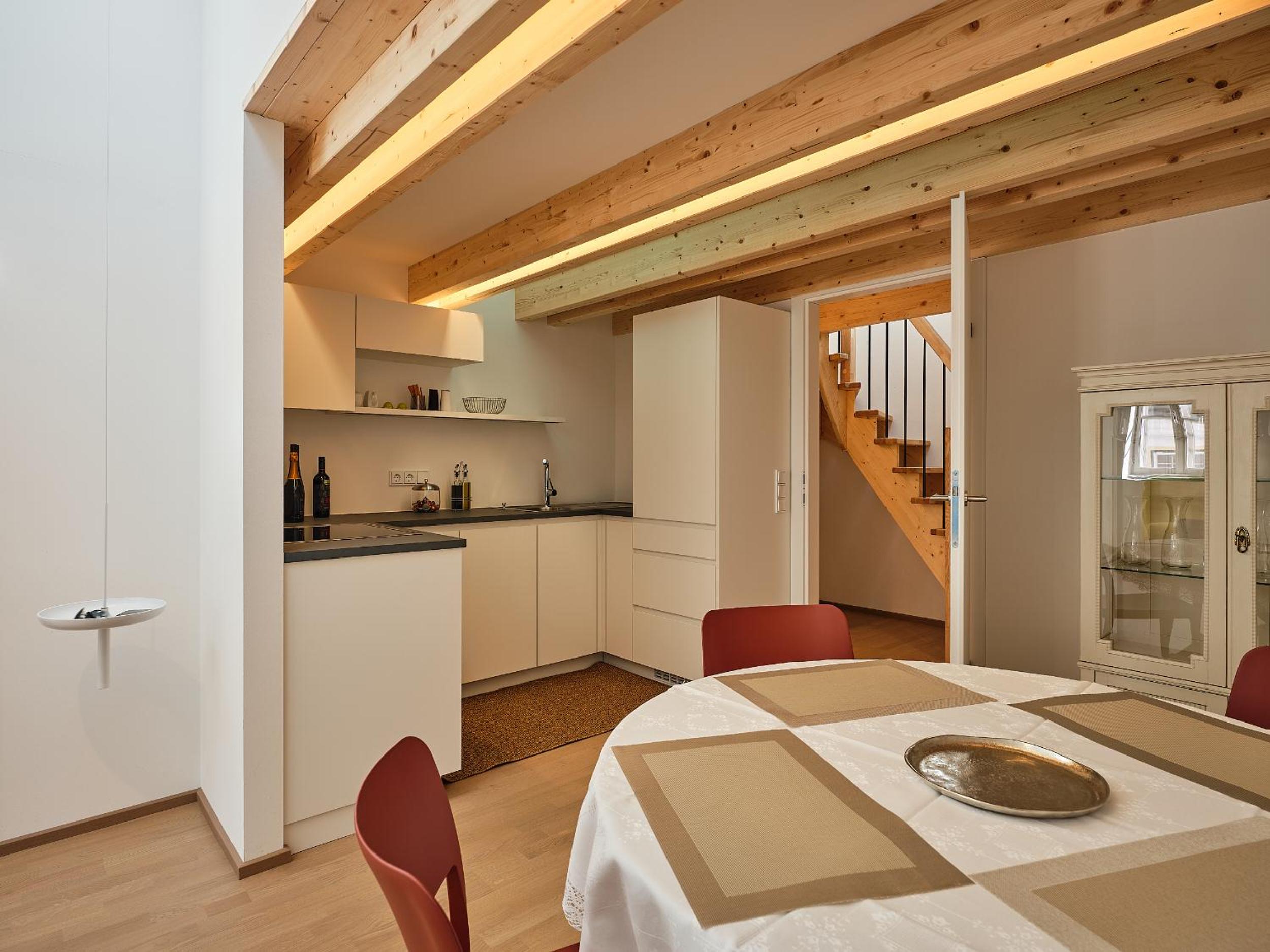 Haus Fünf mit 2 Apartments und Studio-Loft mit Terrasse