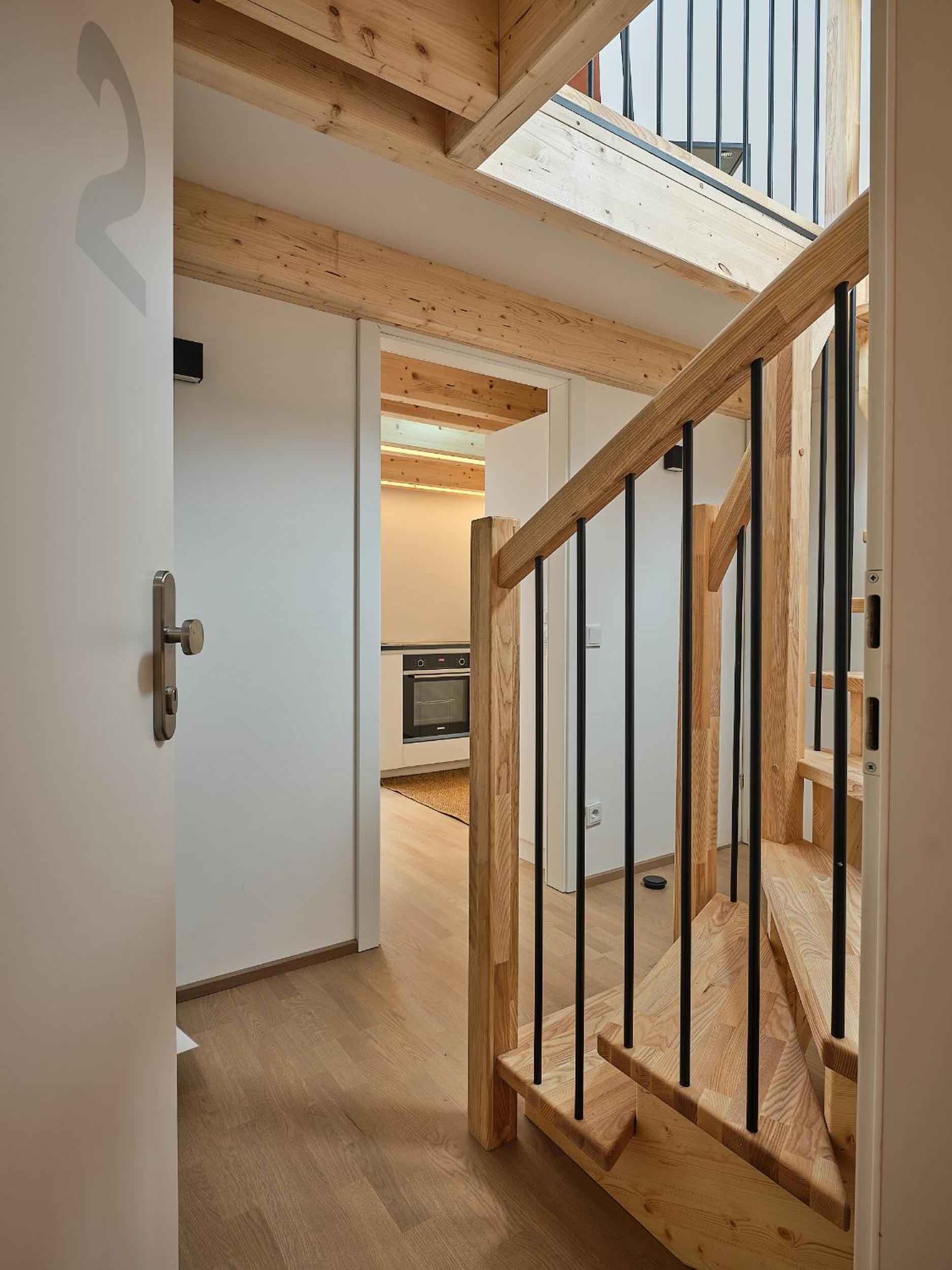 Haus Fünf mit 2 Apartments und Studio-Loft mit Terrasse