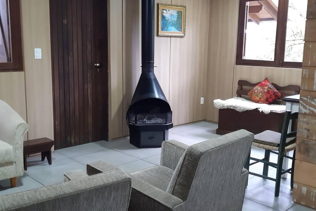 WolfsHaus: Sossego junto a natureza a 30km de Ctba