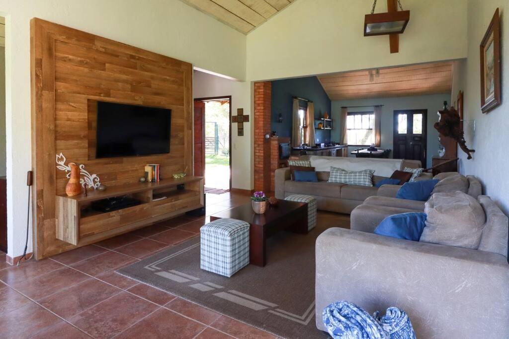WolfsHaus: Sossego junto a natureza a 30km de Ctba