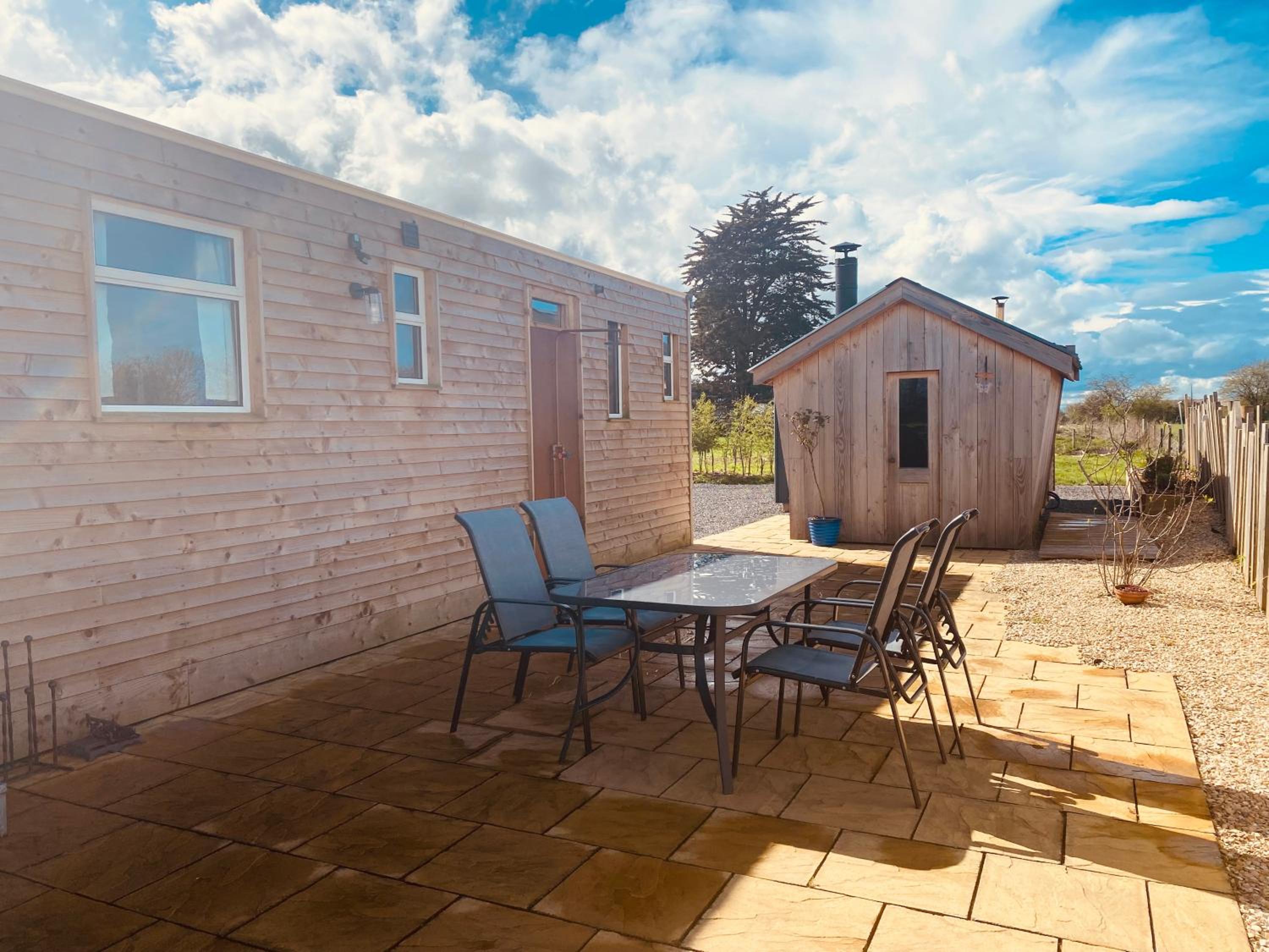 The Nest Retreat - Hot Tub & Sauna - 2 bedroom - near Glastonbury view 2