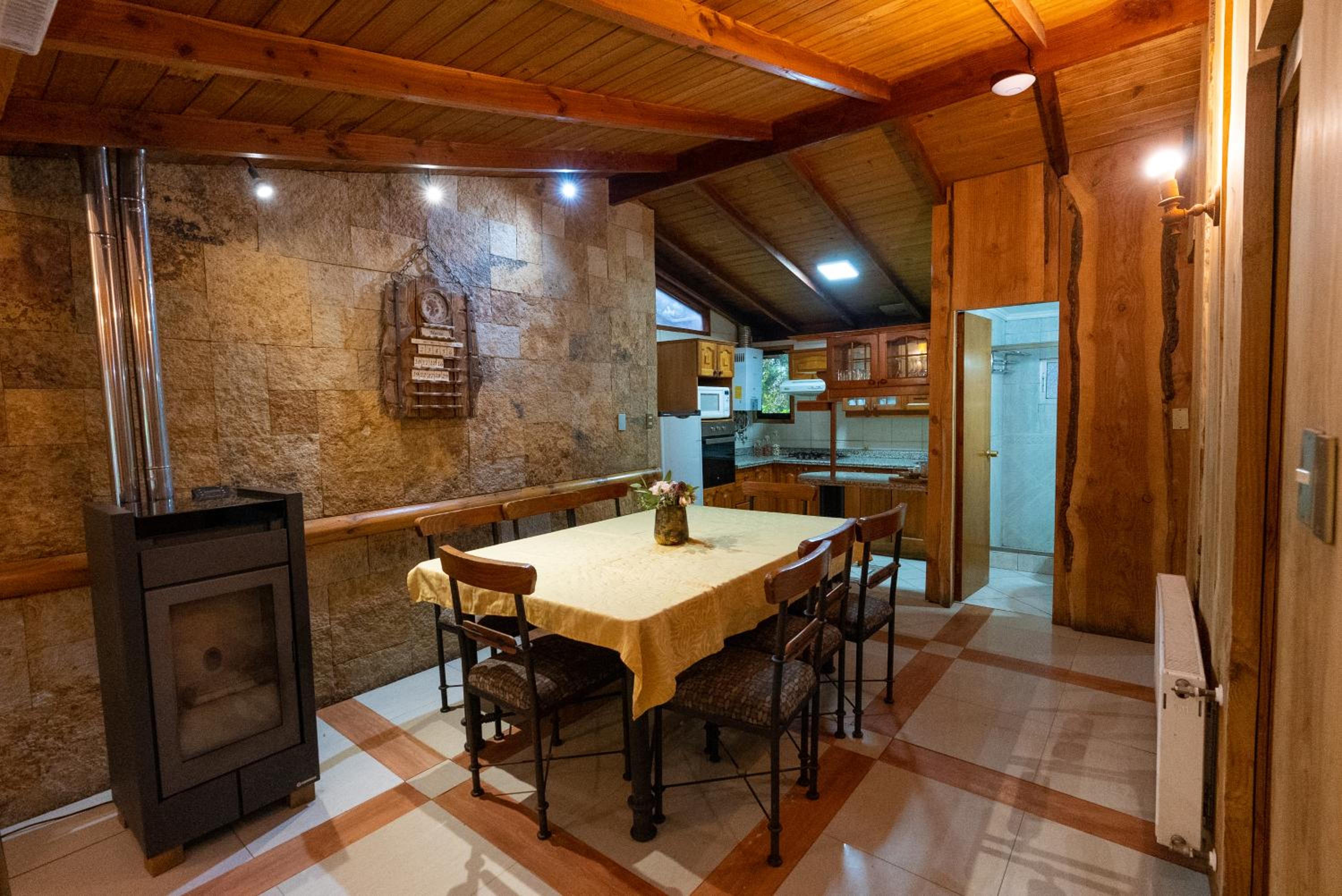 Cabañas el Dorado Pucón