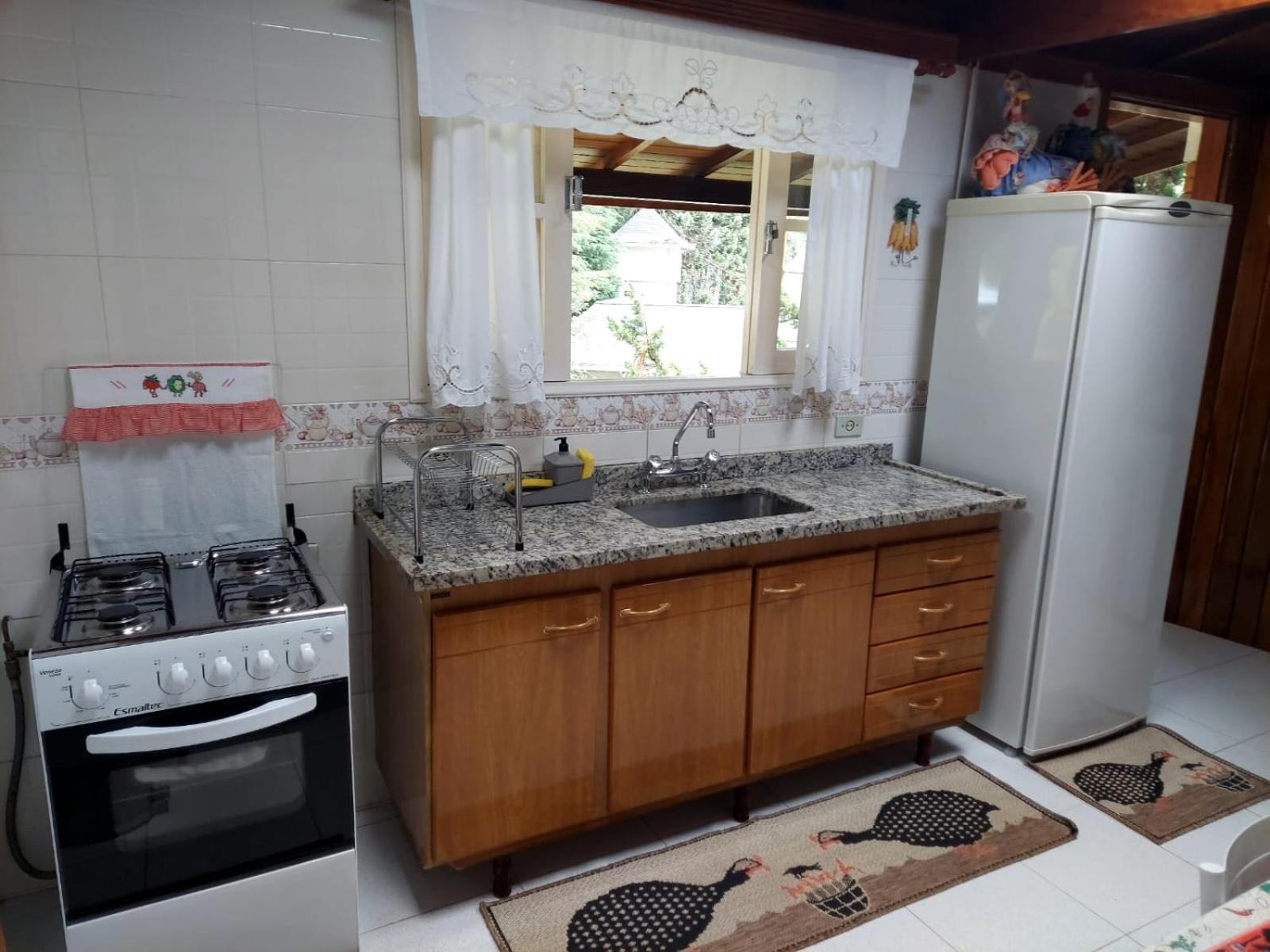 Casa dos Pinheiros Campos do Jordão
