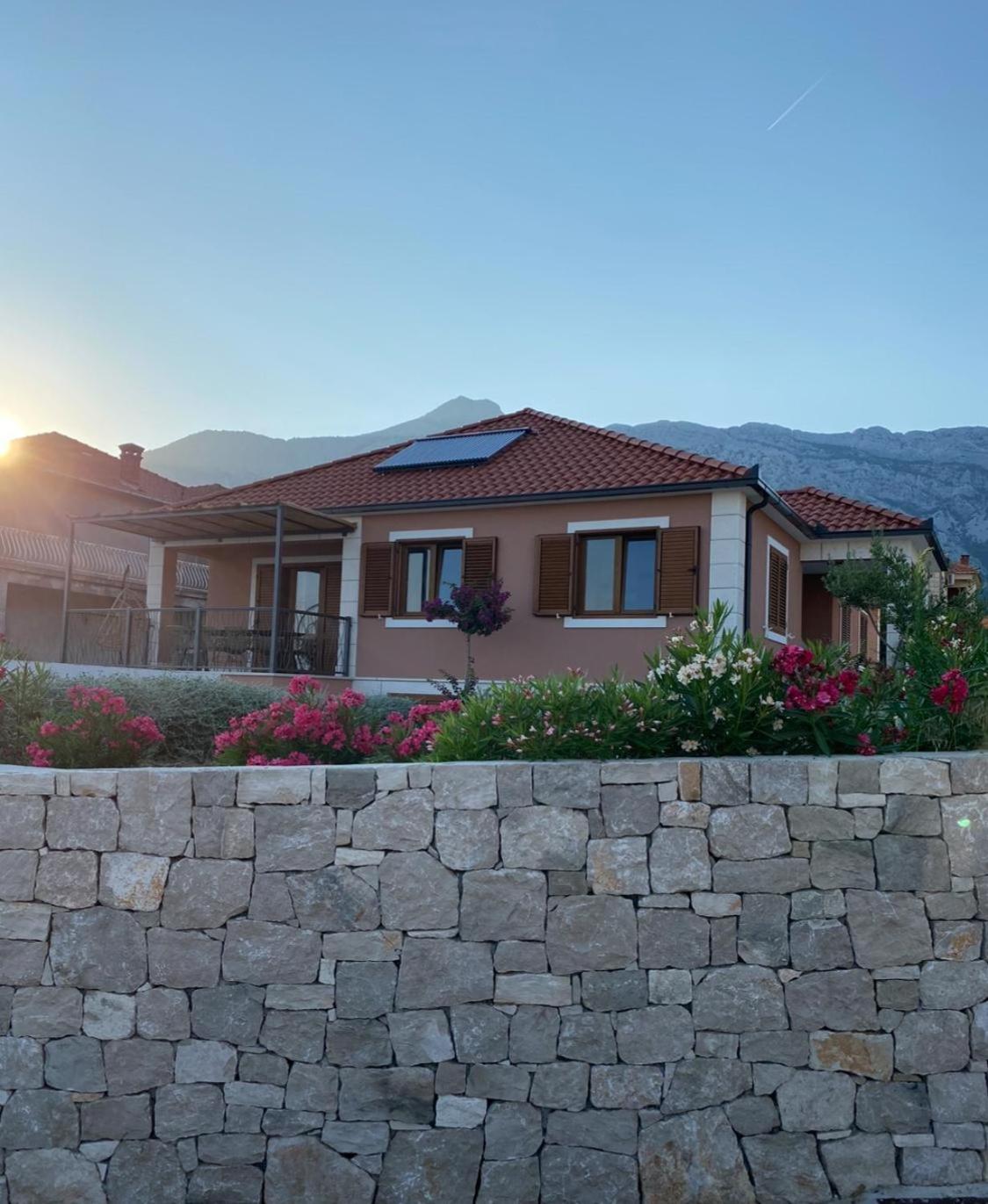 Villa Marija vacation house - 5 m from the sea view 3