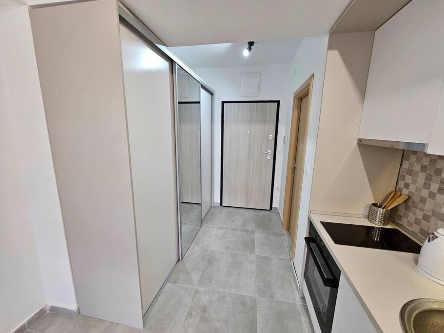 Milo Apartment