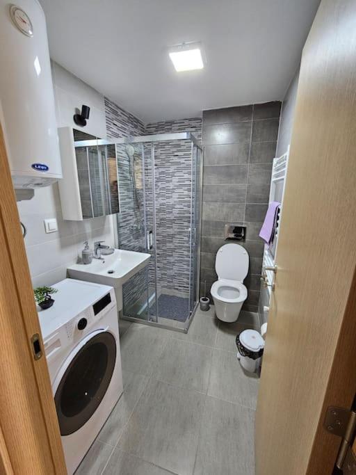 Milo Apartment