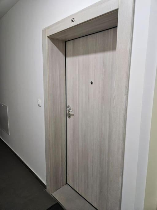 Milo Apartment