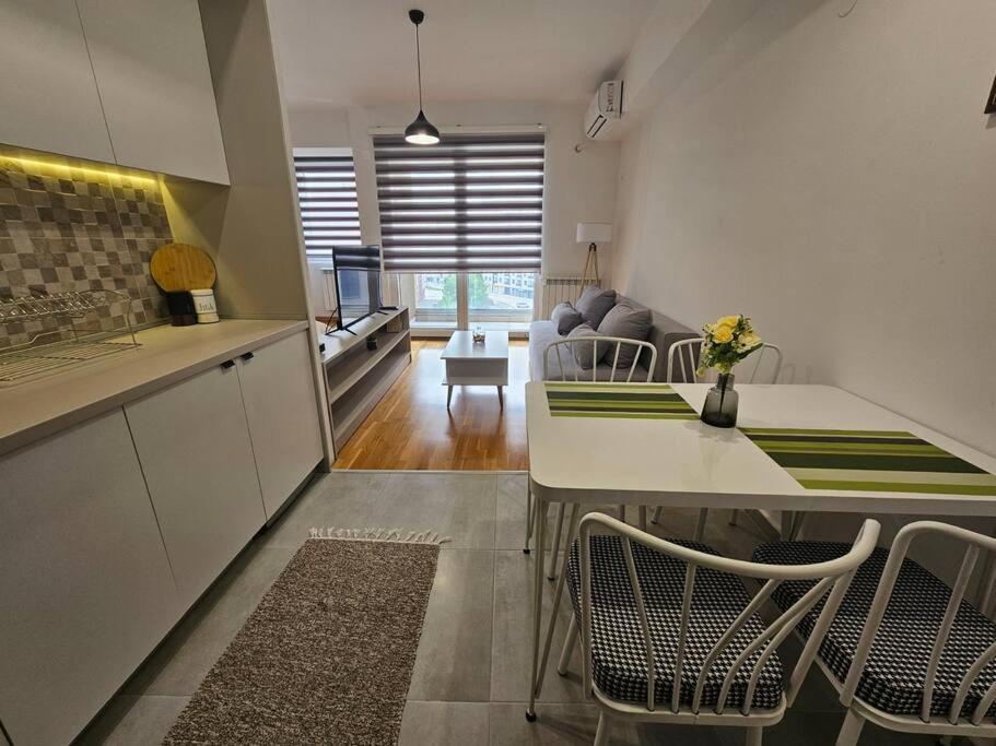 Milo Apartment