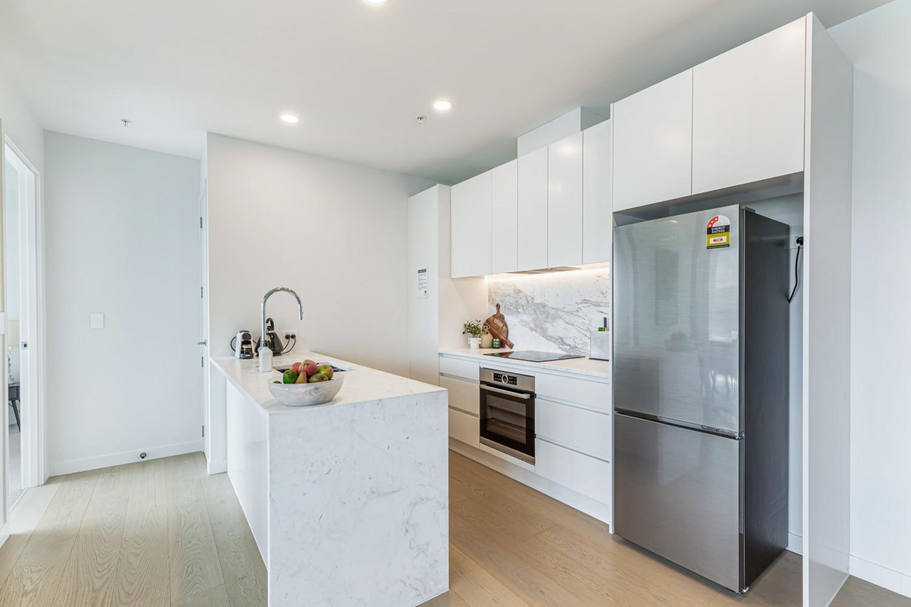 Brand New! Luxe 3BR In Aotea Square I Zodiak Stays view 3