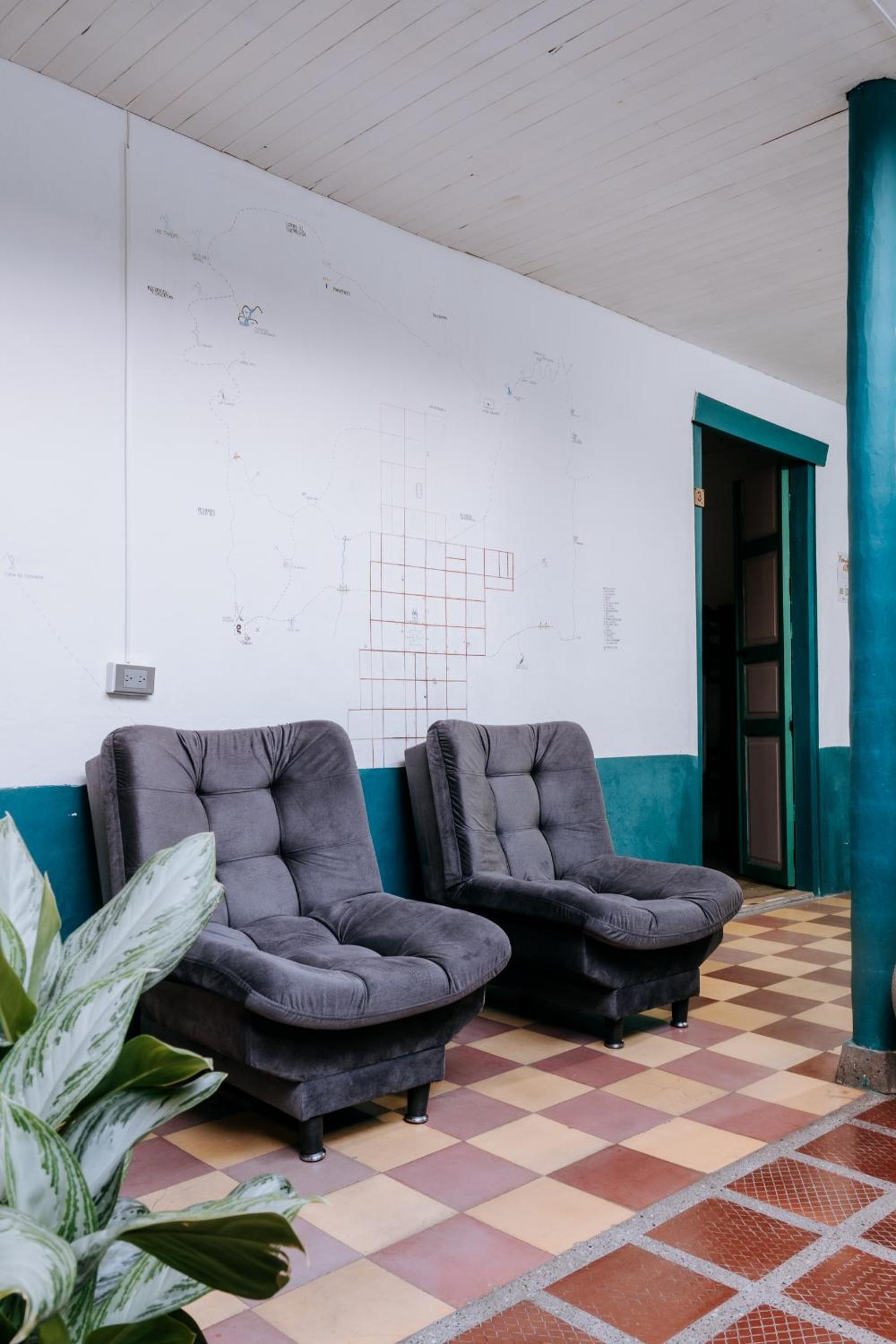 Origen Hostel Jardín