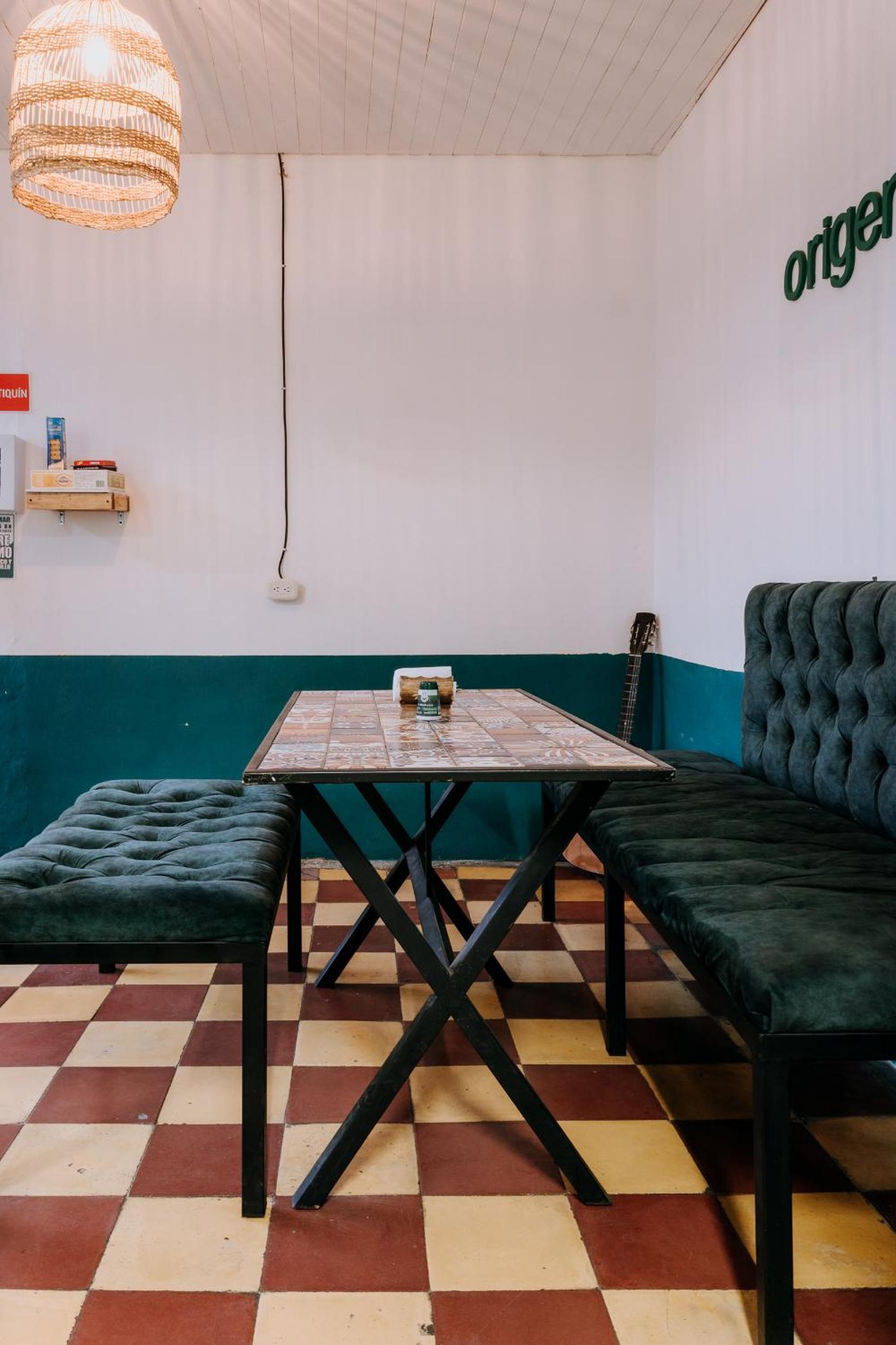 Origen Hostel Jardín
