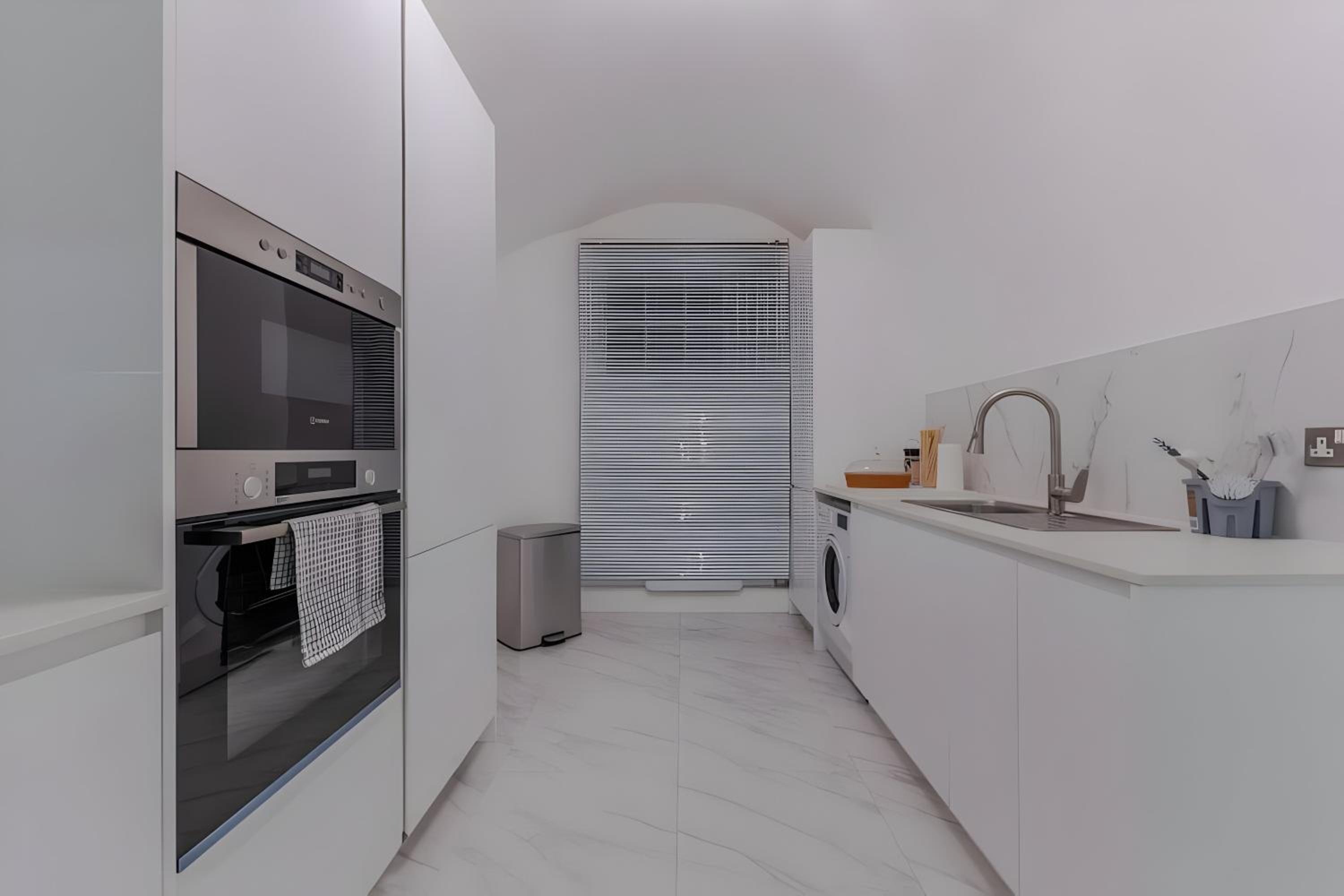Harley Street Spectacular Suites with High Ceilings, High Luxury