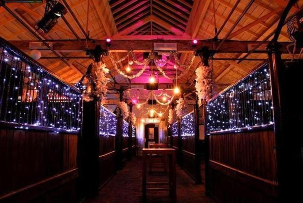 Hotel Stunning Bright flat - Image 1