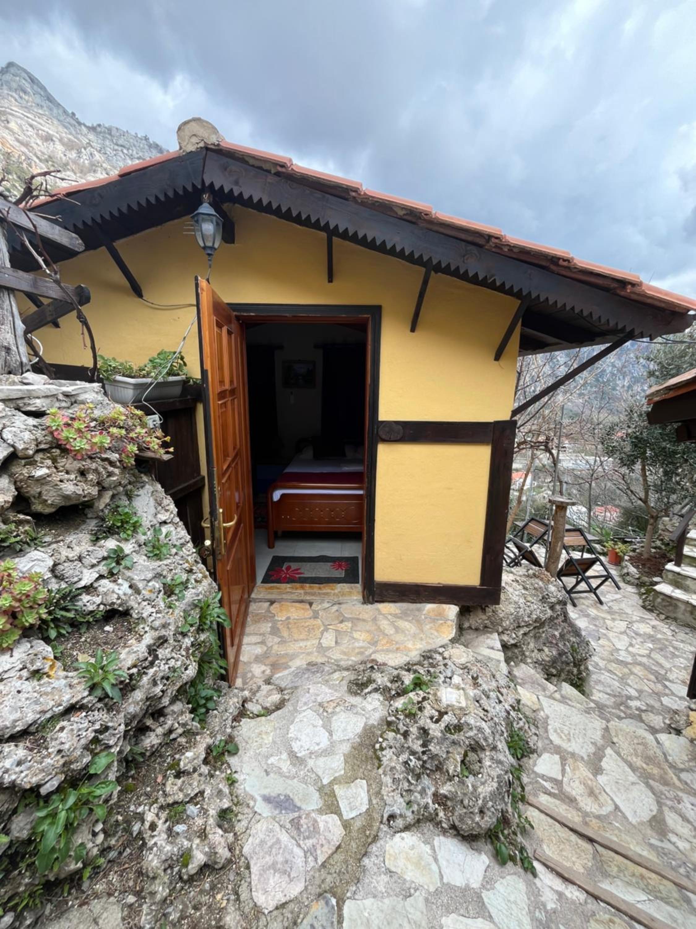 ROOMS EMILIANO Castle of Kruja