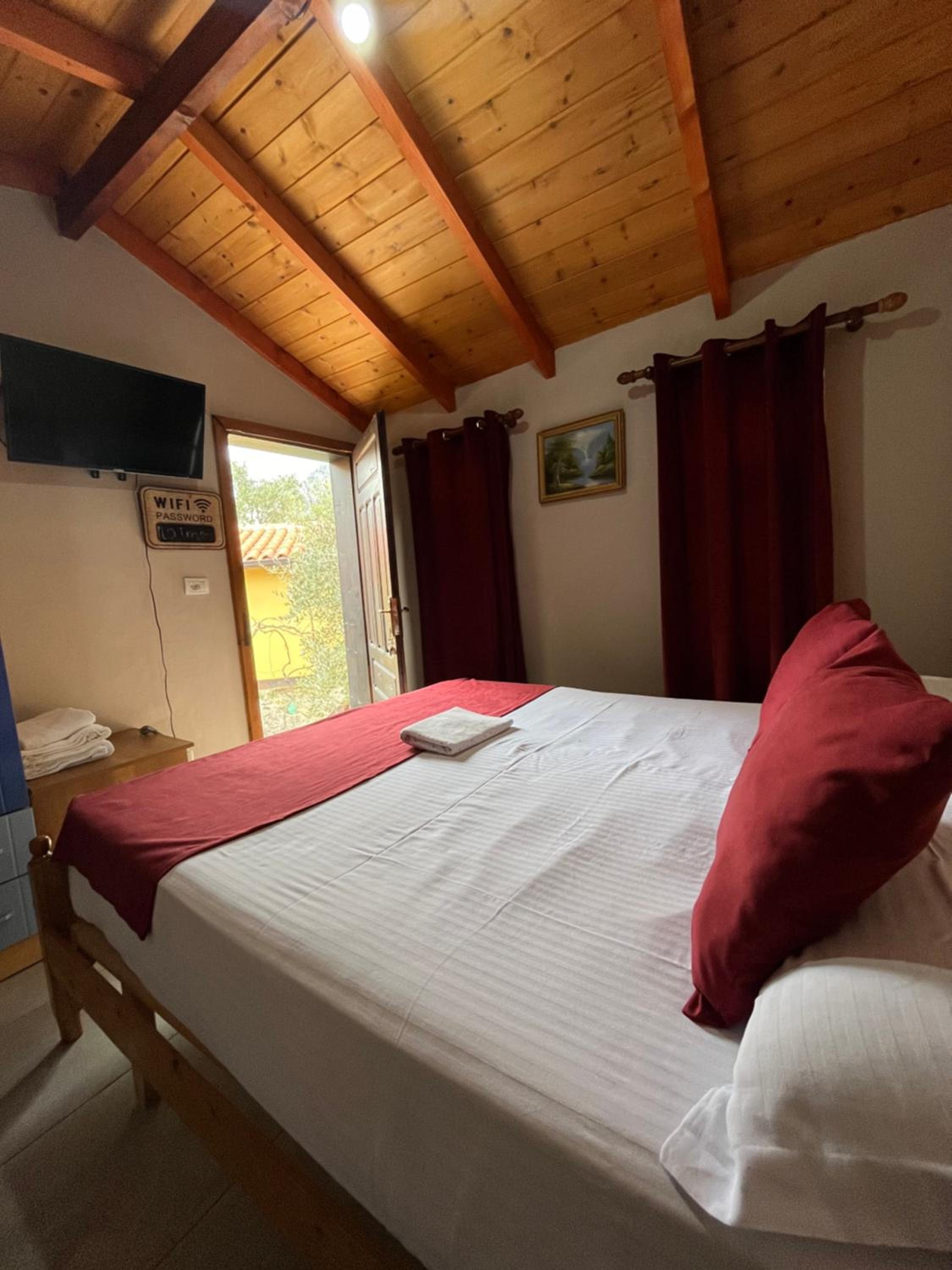 ROOMS EMILIANO Castle of Kruja
