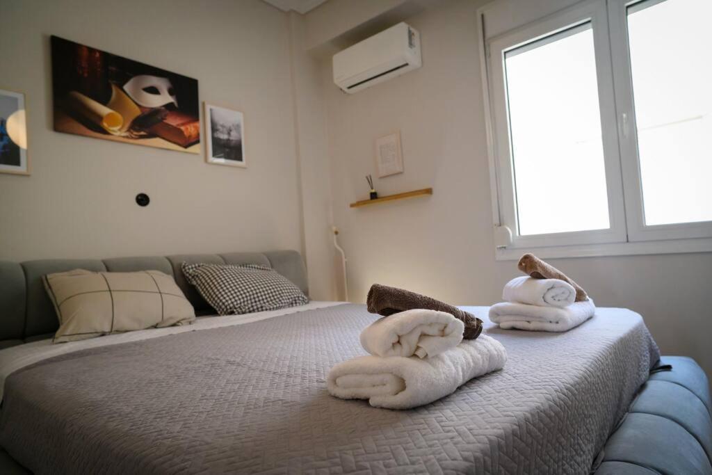 BlueXenia 1 bedroom Retro Luxury