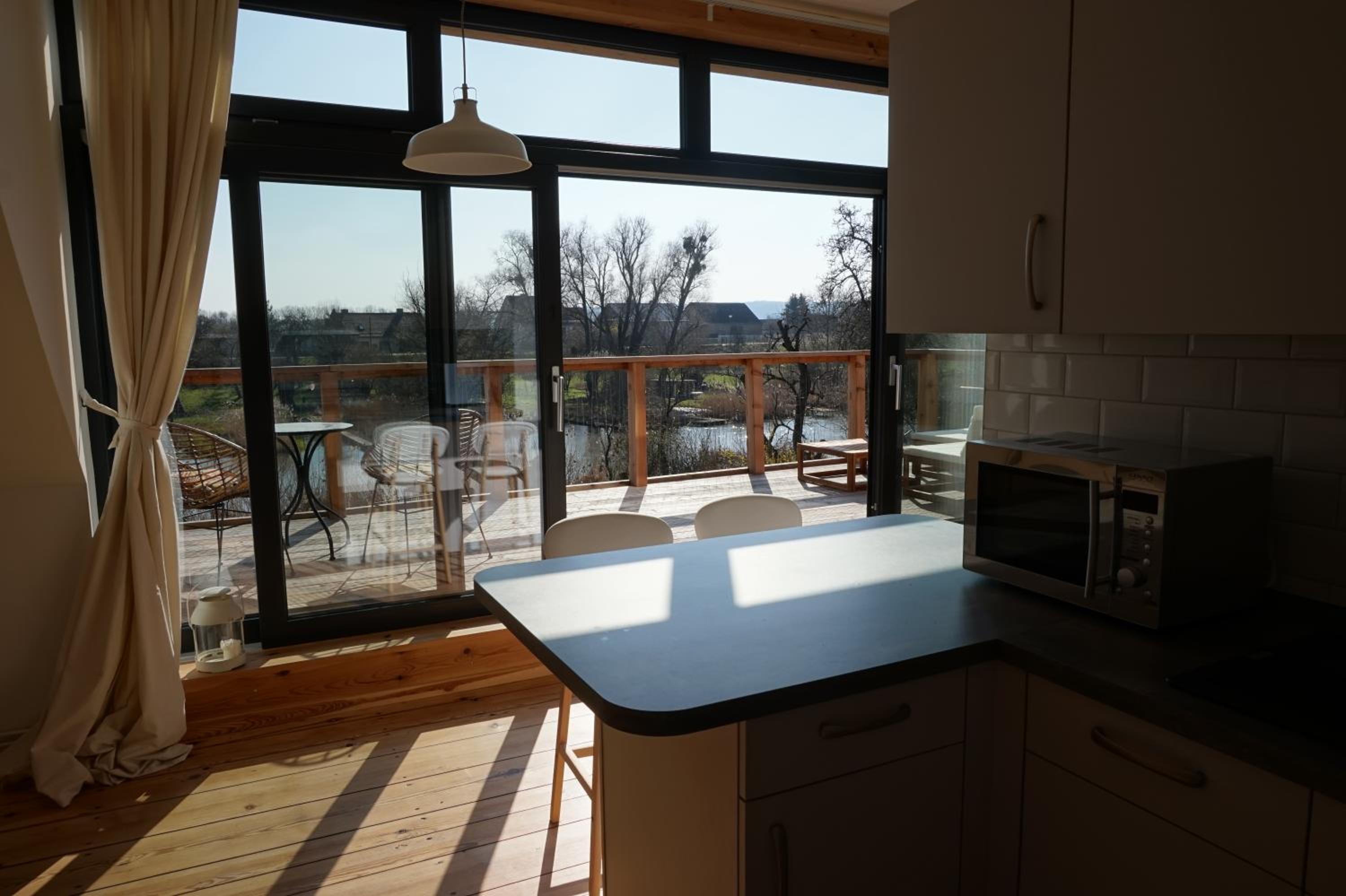 FeWo OG am Fluss mit Balkon - ein himmlischer Ausblick view 2
