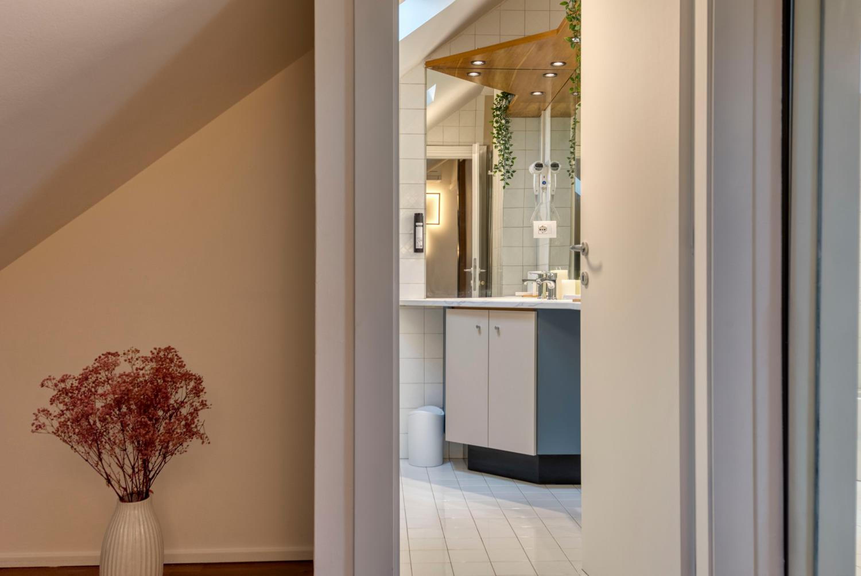 Milan Royal Suites -Montenapoleone-